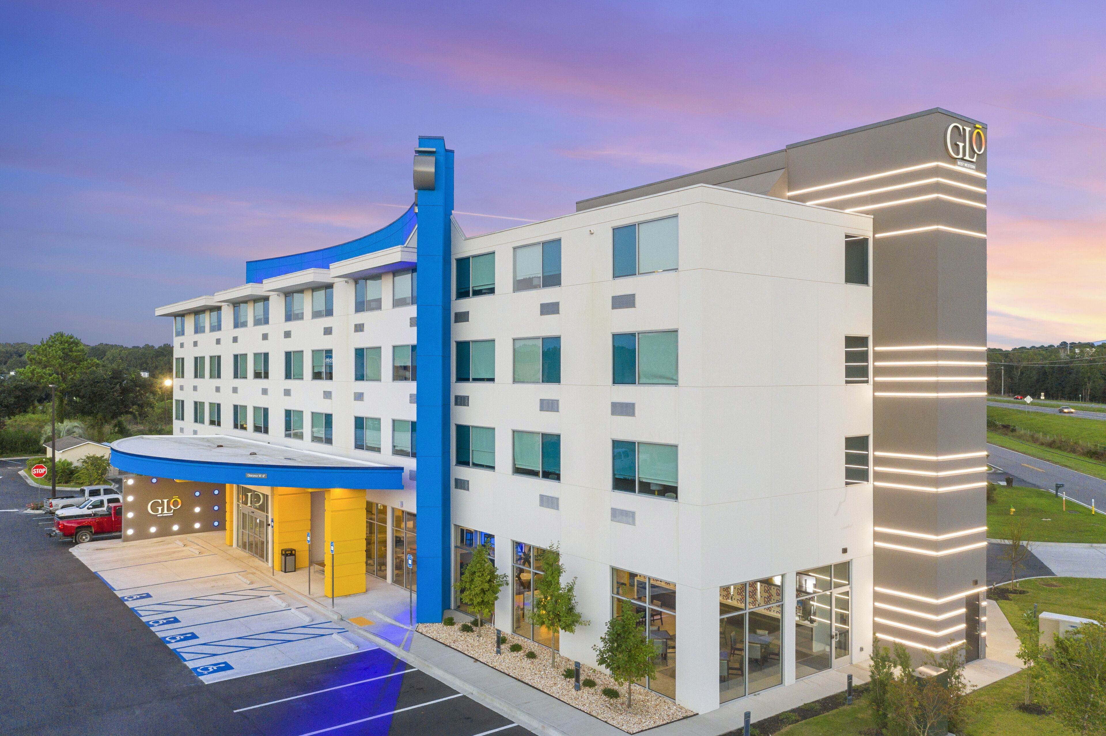 GLo Best Western Savannah-Gateway I-95