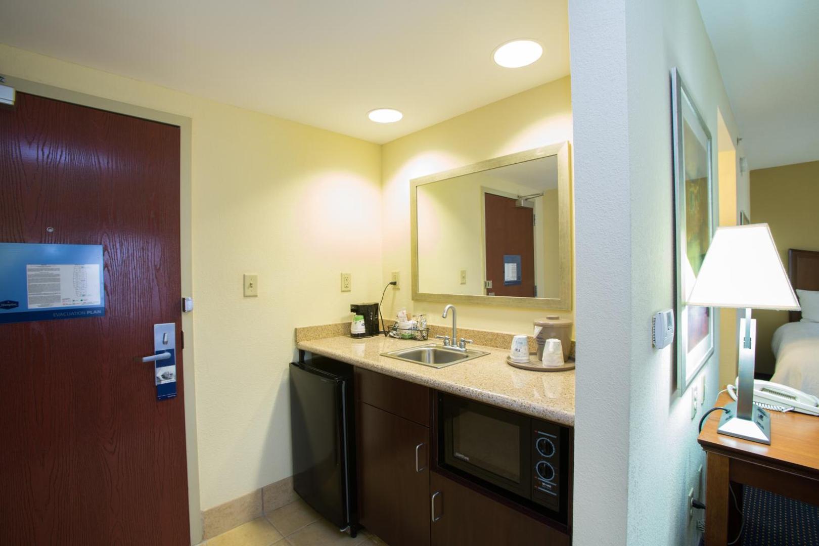 Hampton Inn & Suites Savannah I-95 South/Gateway Hampton Inn & Suites Savannah I-95 South/Gateway