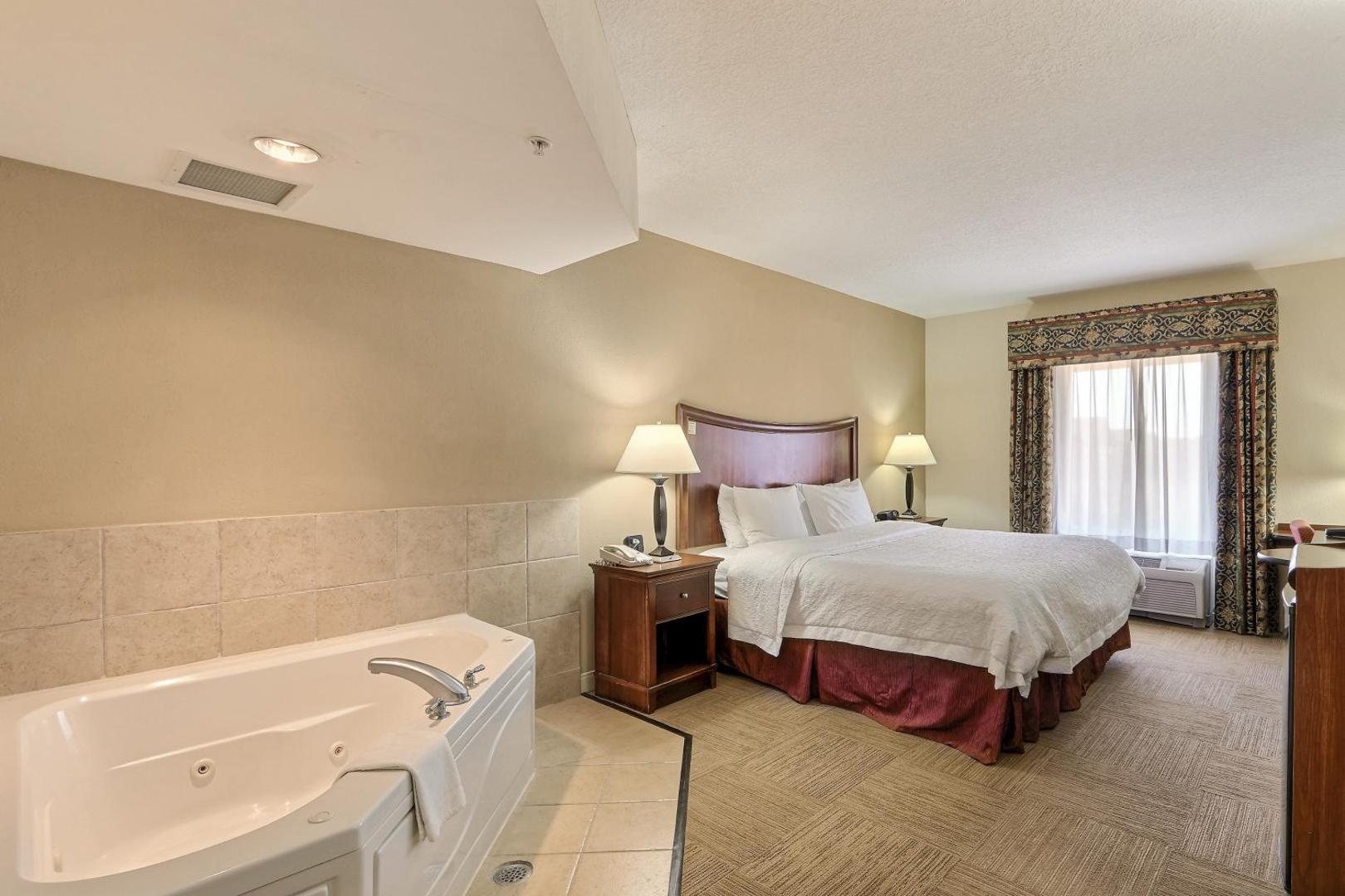 Hampton Inn & Suites Savannah I-95 South/Gateway Hampton Inn & Suites Savannah I-95 South/Gateway