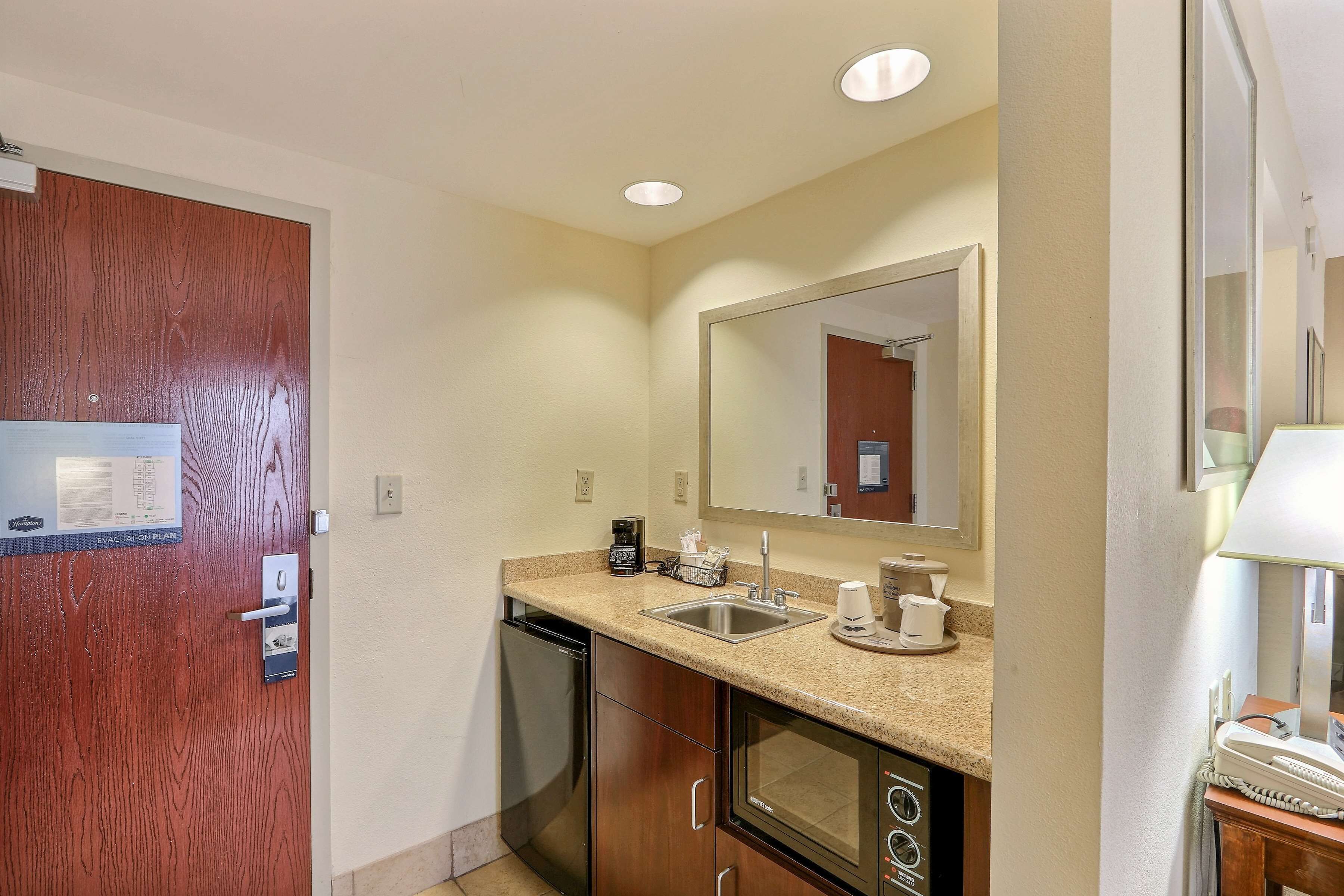 Hampton Inn & Suites Savannah I-95 South/Gateway Hampton Inn & Suites Savannah I-95 South/Gateway