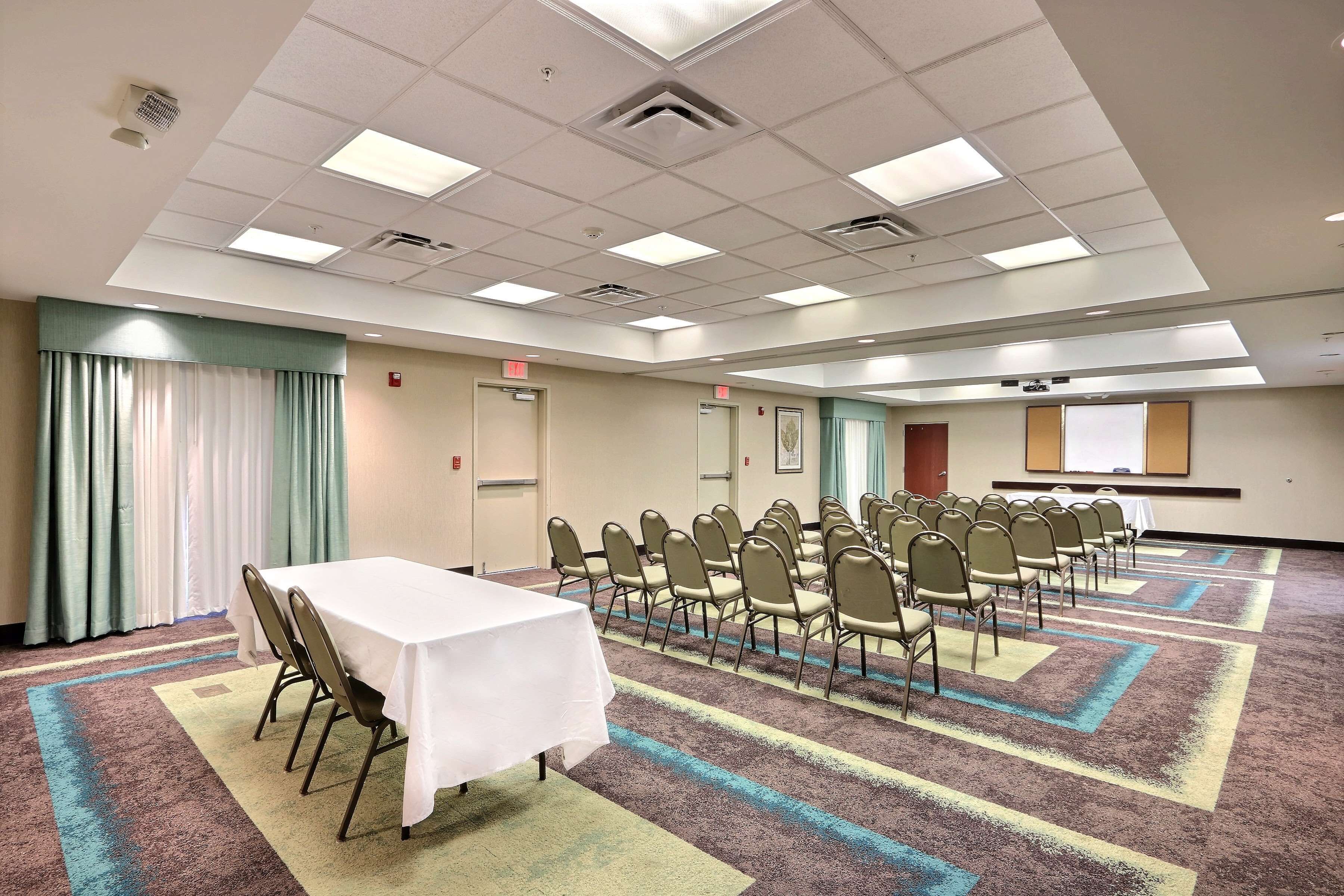 Hampton Inn & Suites Savannah I-95 South/Gateway Hampton Inn & Suites Savannah I-95 South/Gateway