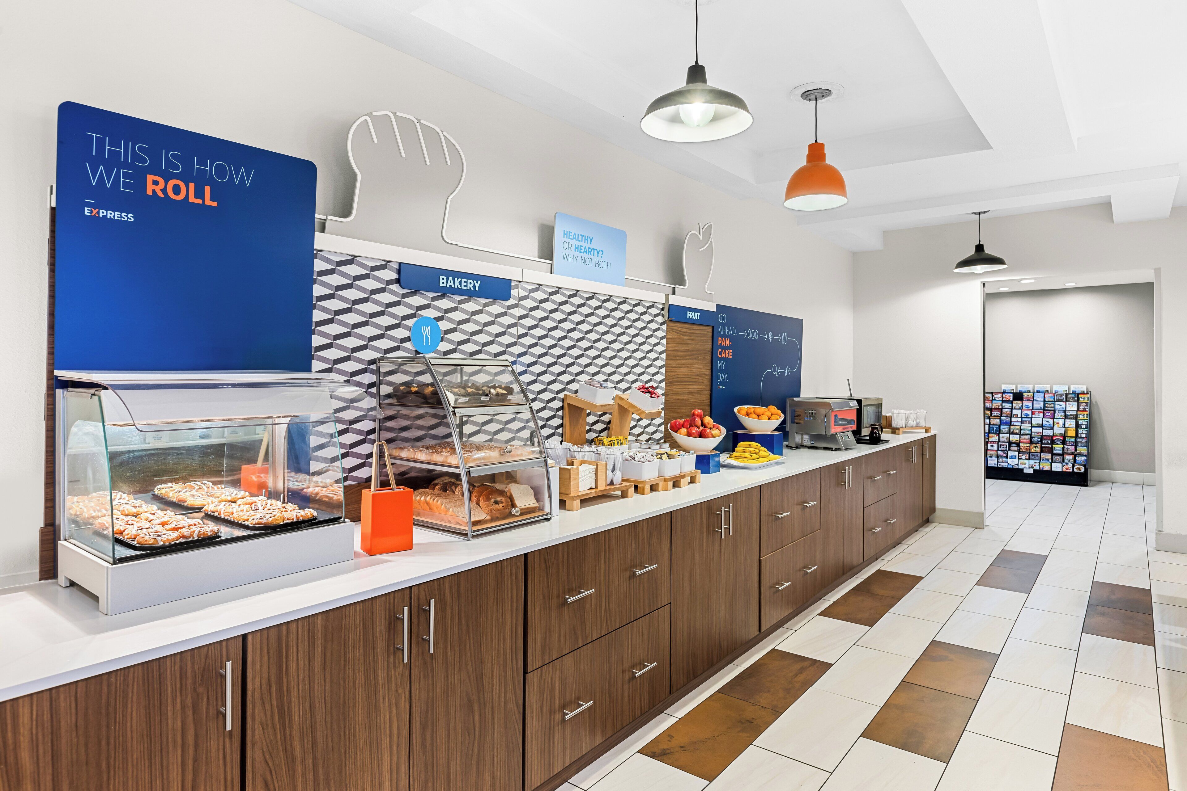 Holiday Inn Express Hotel & Suites Savannah - Midtown Holiday Inn Express Hotel & Suites Savannah - Midtown