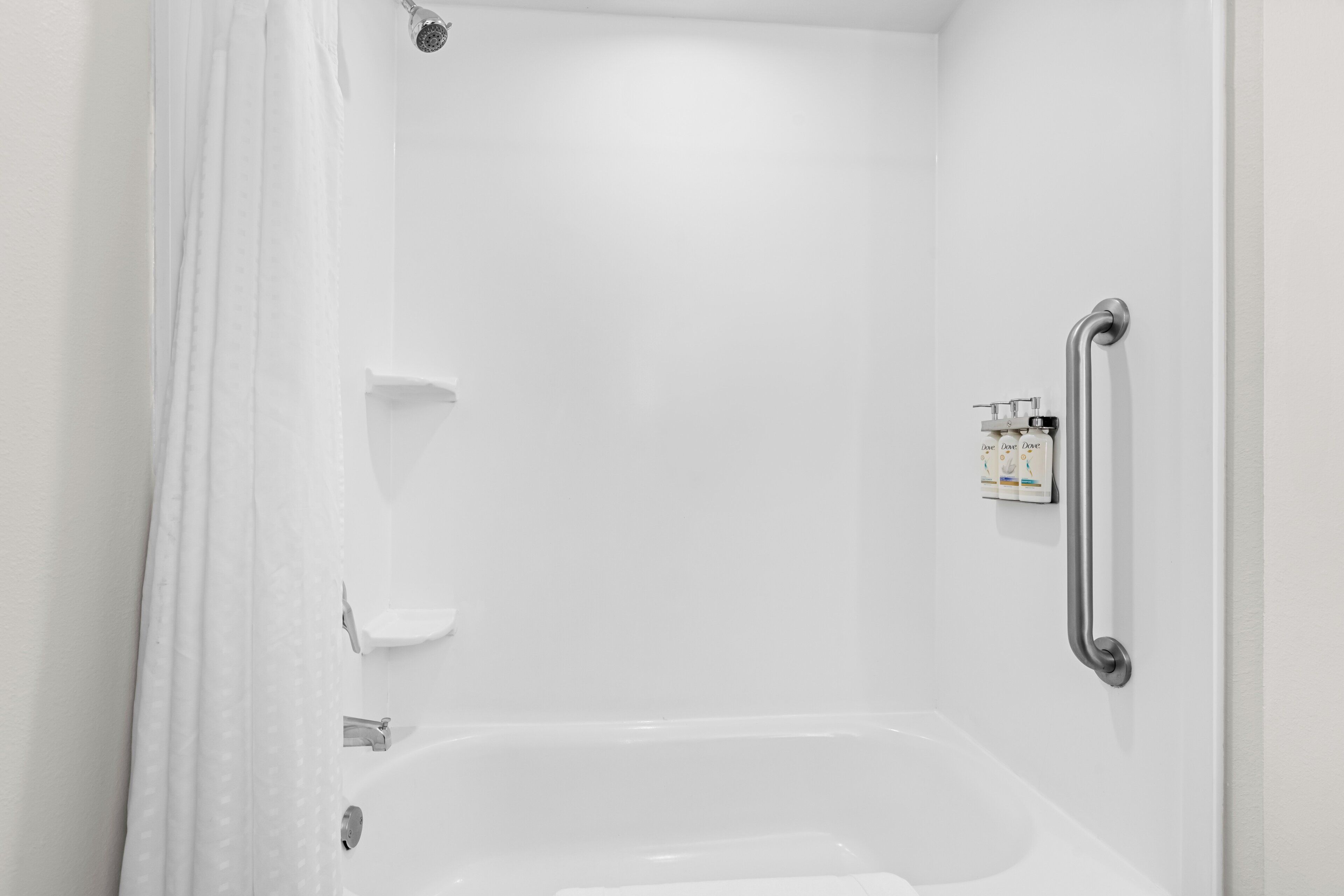 Holiday Inn Express Hotel & Suites Savannah - Midtown Holiday Inn Express Hotel & Suites Savannah - Midtown