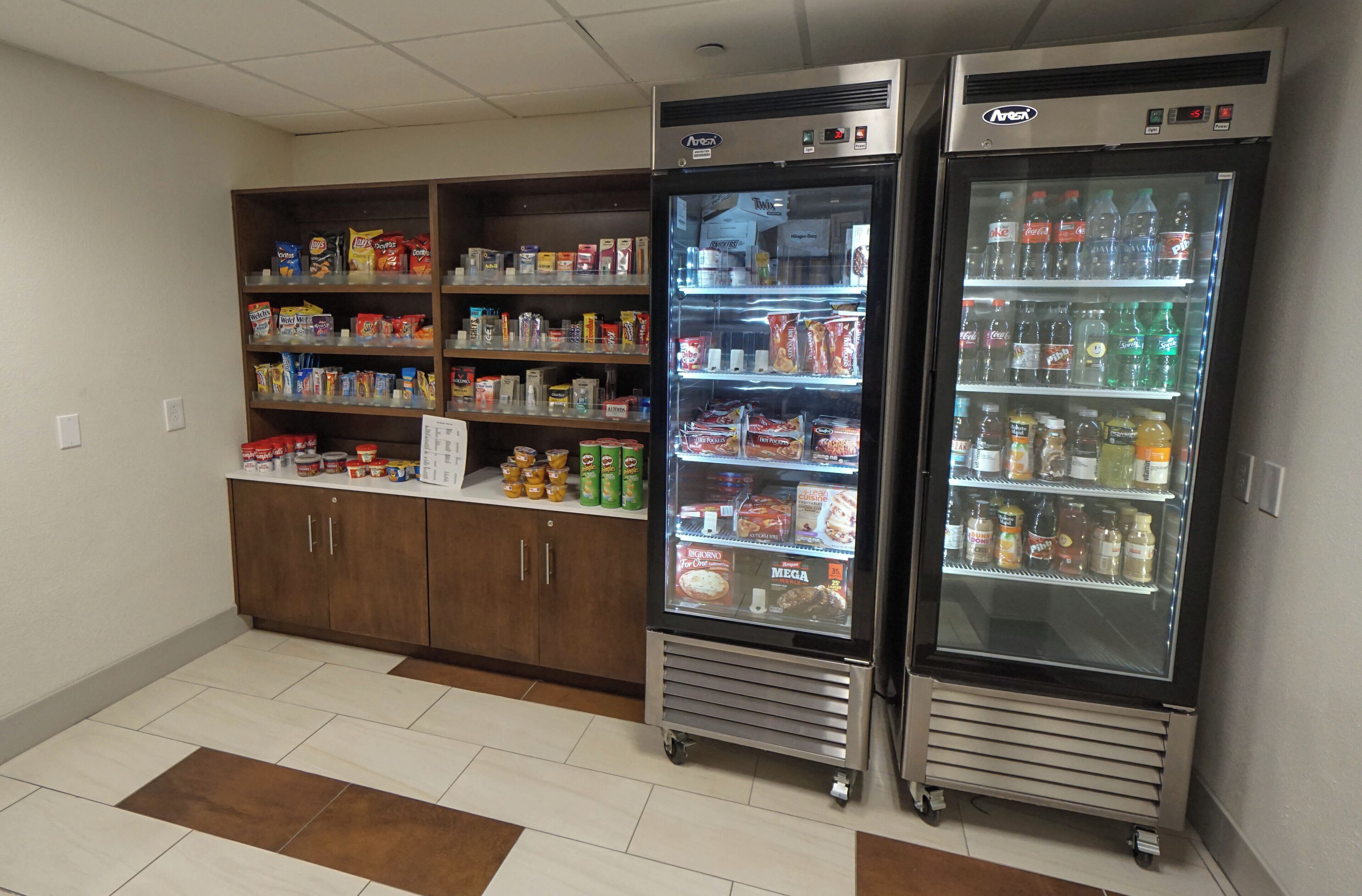 Holiday Inn Express Hotel & Suites Savannah - Midtown Holiday Inn Express Hotel & Suites Savannah - Midtown