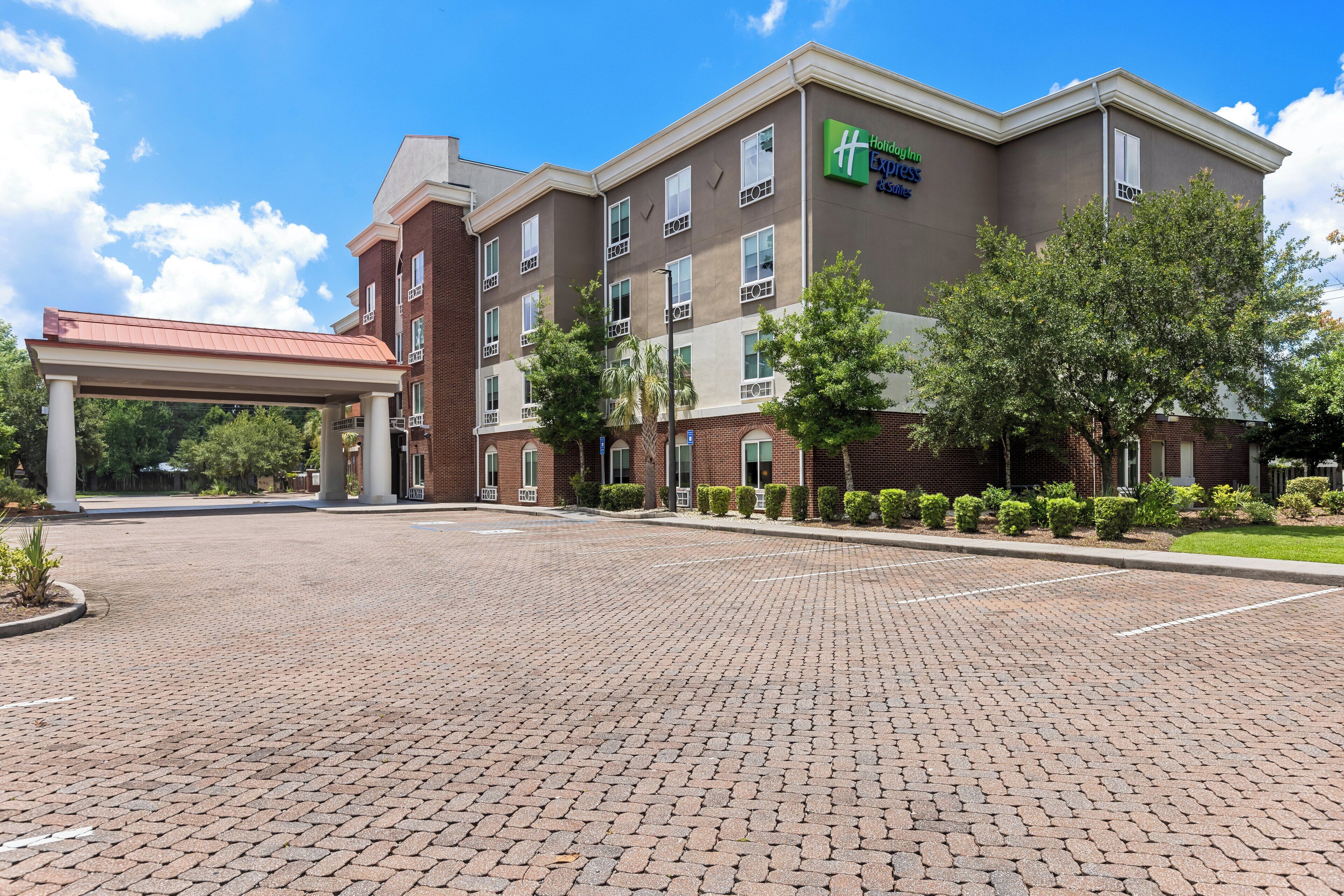 Holiday Inn Express Hotel & Suites Savannah - Midtown Holiday Inn Express Hotel & Suites Savannah - Midtown