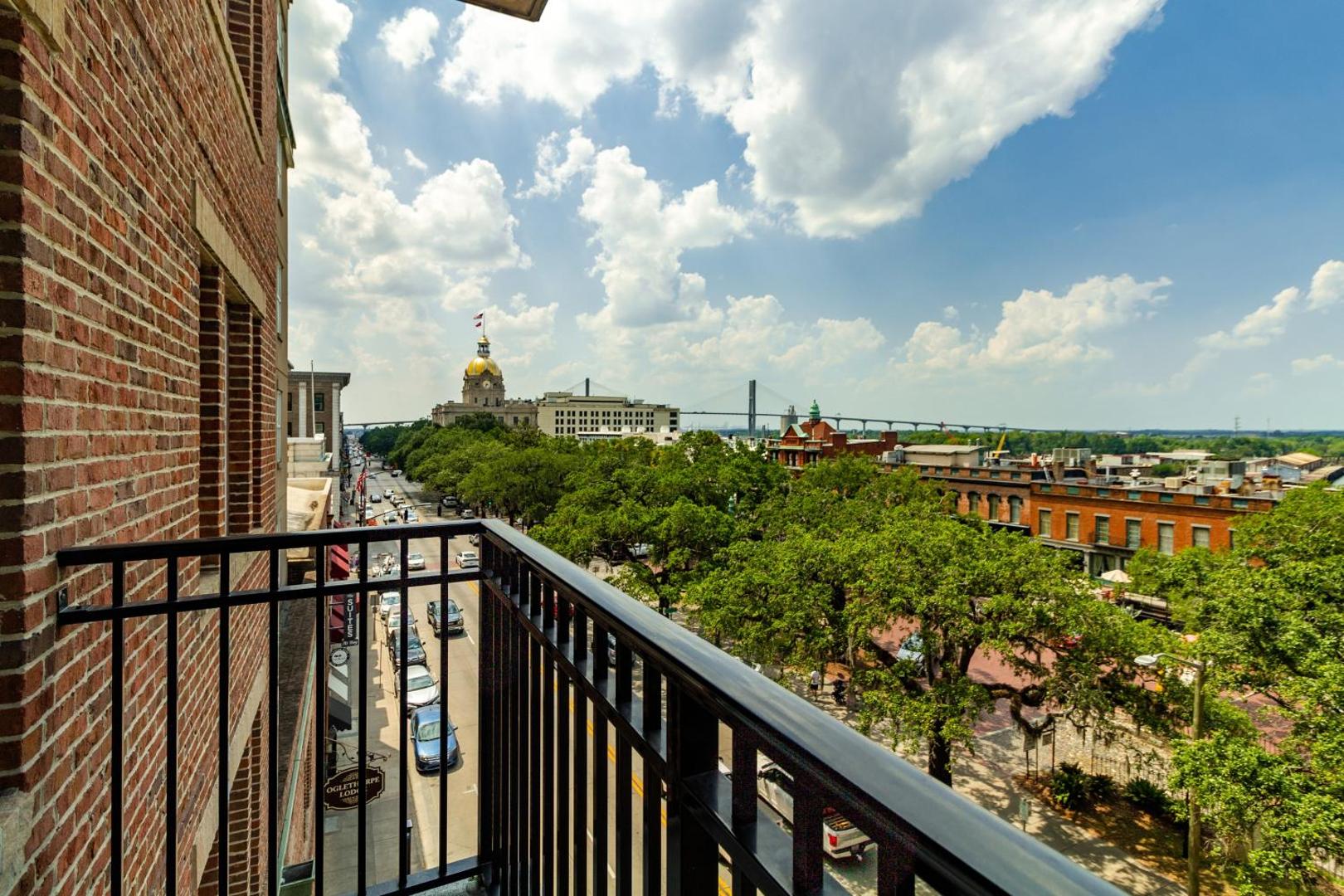 Holiday Inn Express Savannah-Historic District Holiday Inn Express Savannah-Historic District