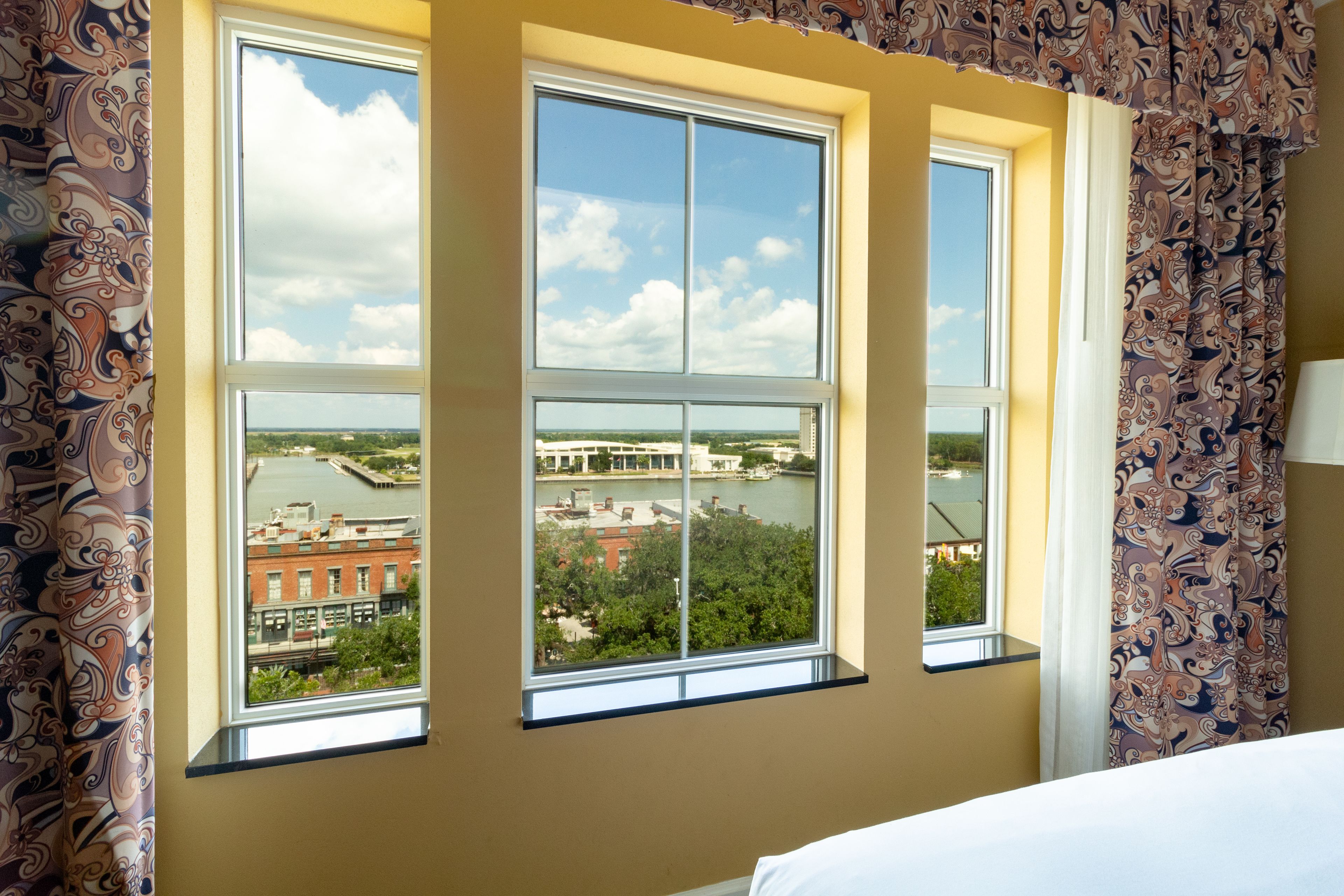 Holiday Inn Express Savannah-Historic District Holiday Inn Express Savannah-Historic District