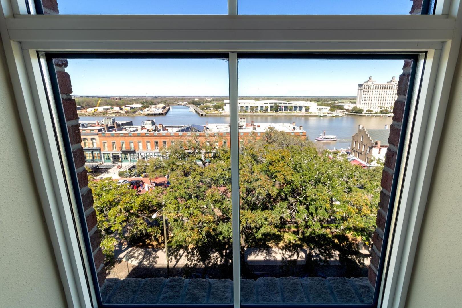 Holiday Inn Express Savannah-Historic District Holiday Inn Express Savannah-Historic District