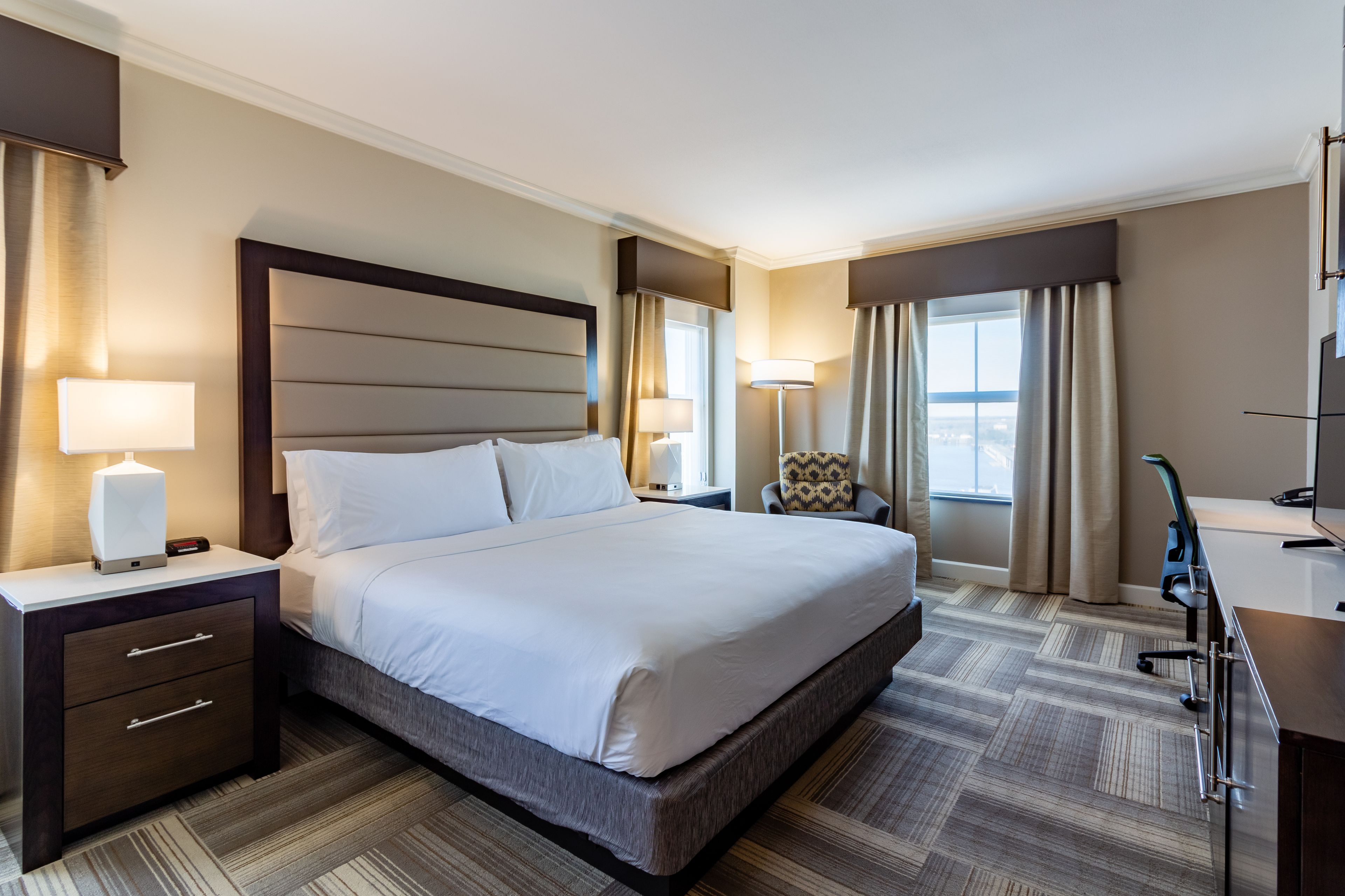 Holiday Inn Express Savannah-Historic District Holiday Inn Express Savannah-Historic District