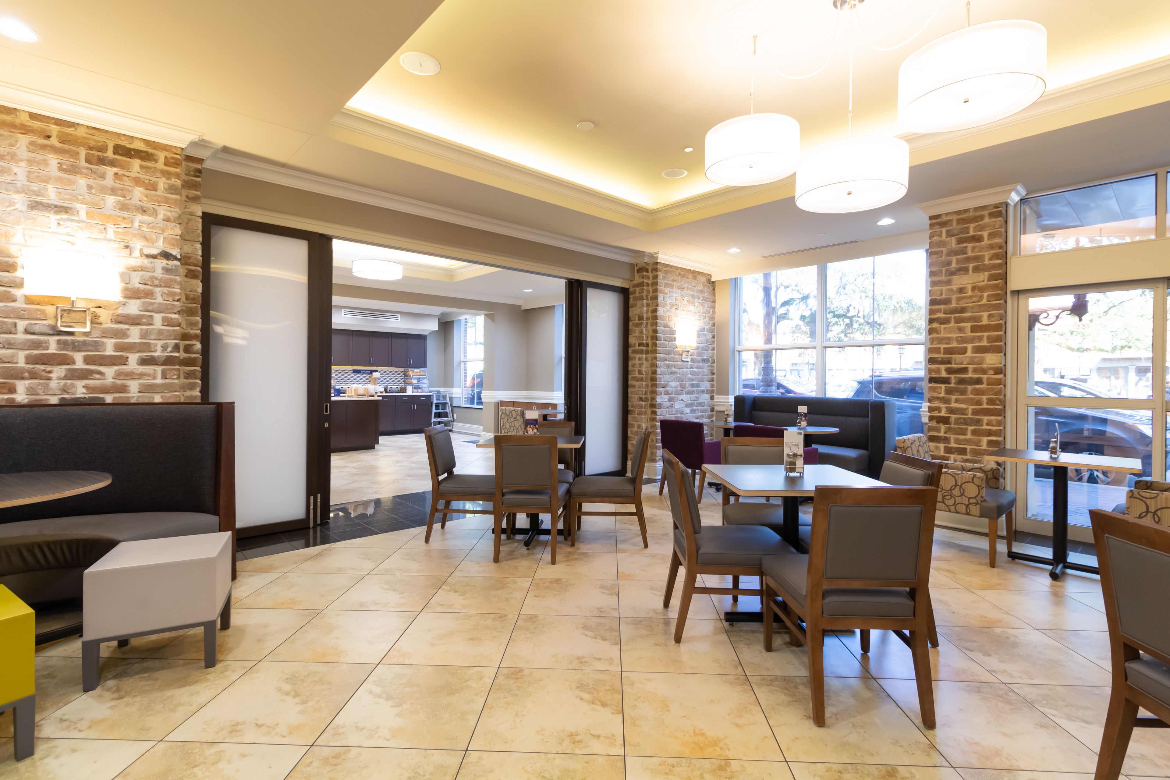 Holiday Inn Express Savannah-Historic District Holiday Inn Express Savannah-Historic District
