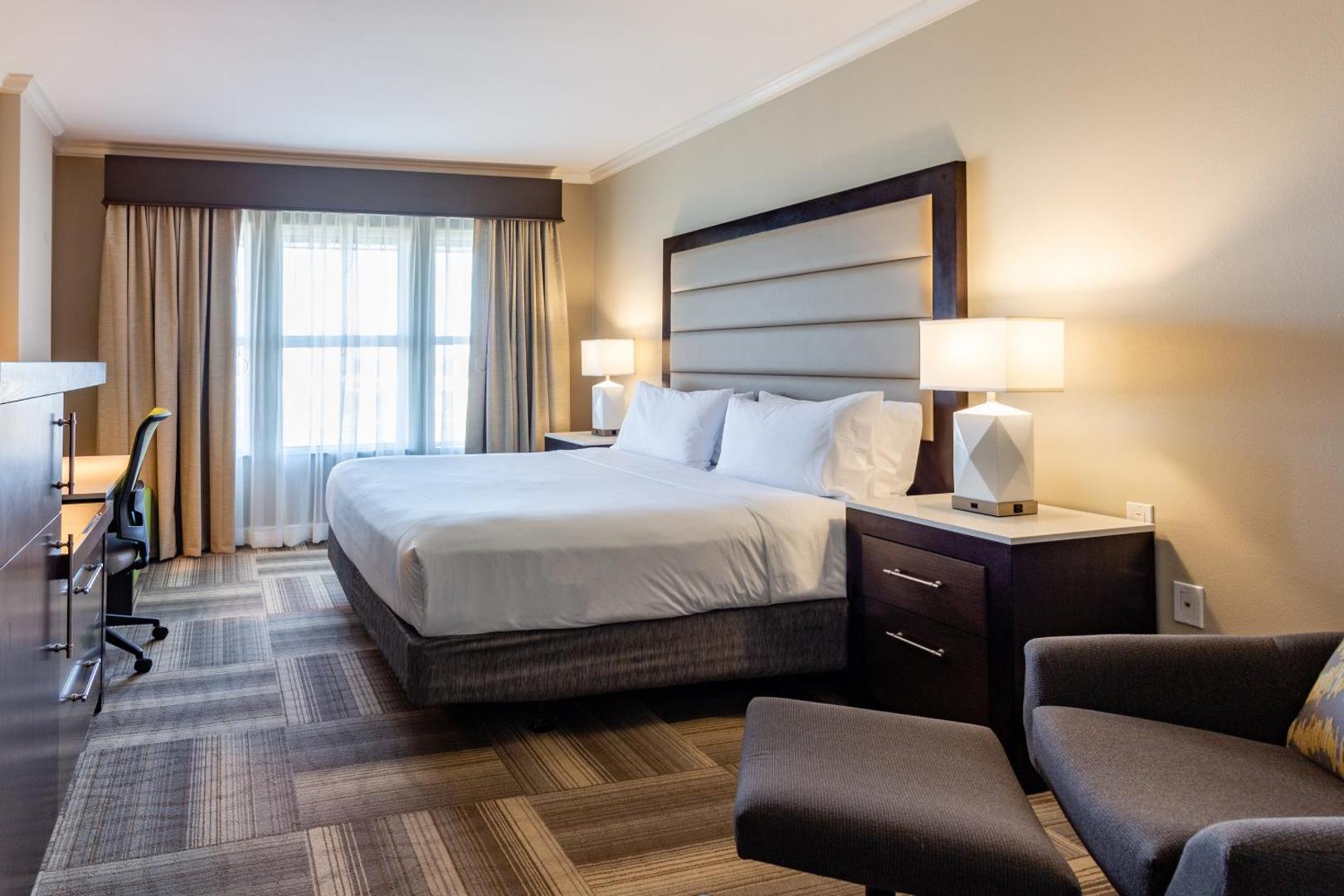 Holiday Inn Express Savannah-Historic District Holiday Inn Express Savannah-Historic District