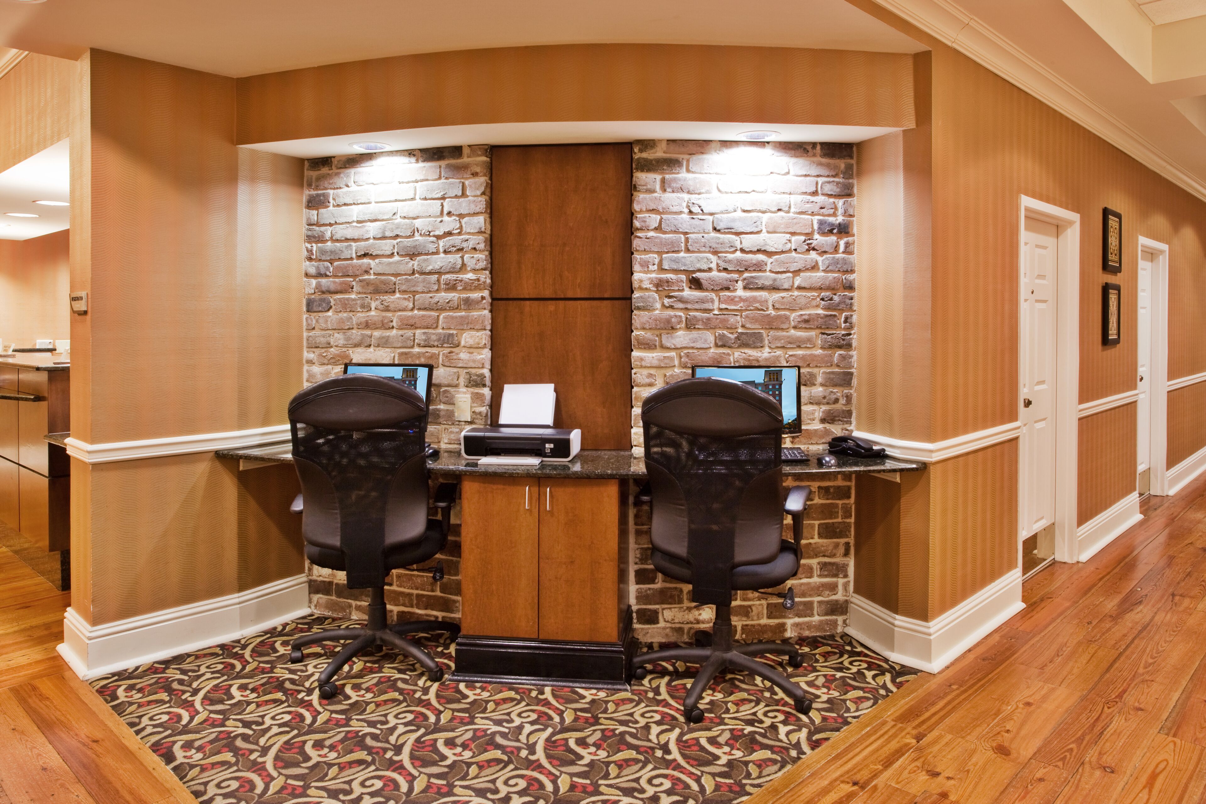 Holiday Inn Express Savannah-Historic District Holiday Inn Express Savannah-Historic District