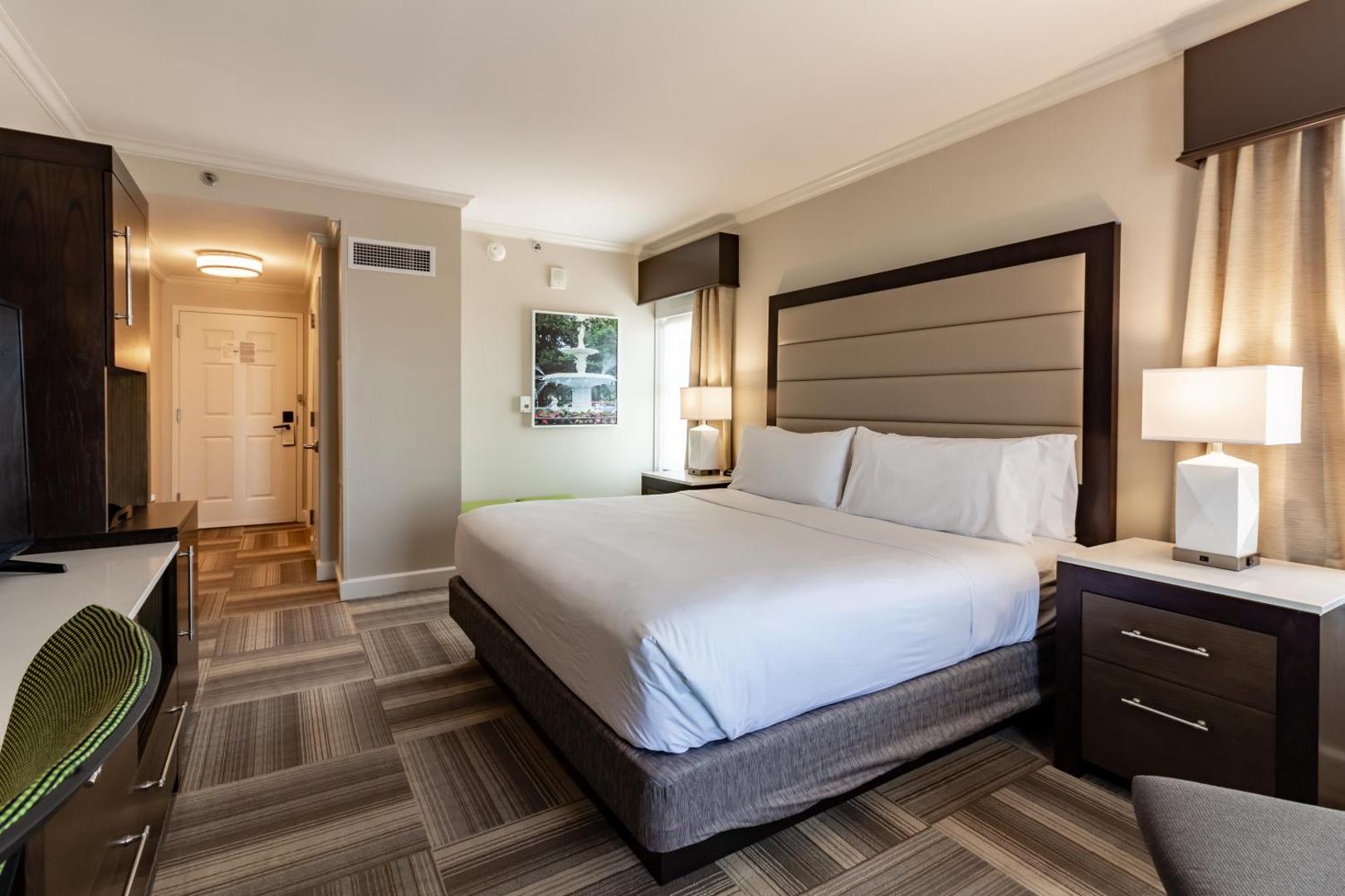 Holiday Inn Express Savannah-Historic District Holiday Inn Express Savannah-Historic District