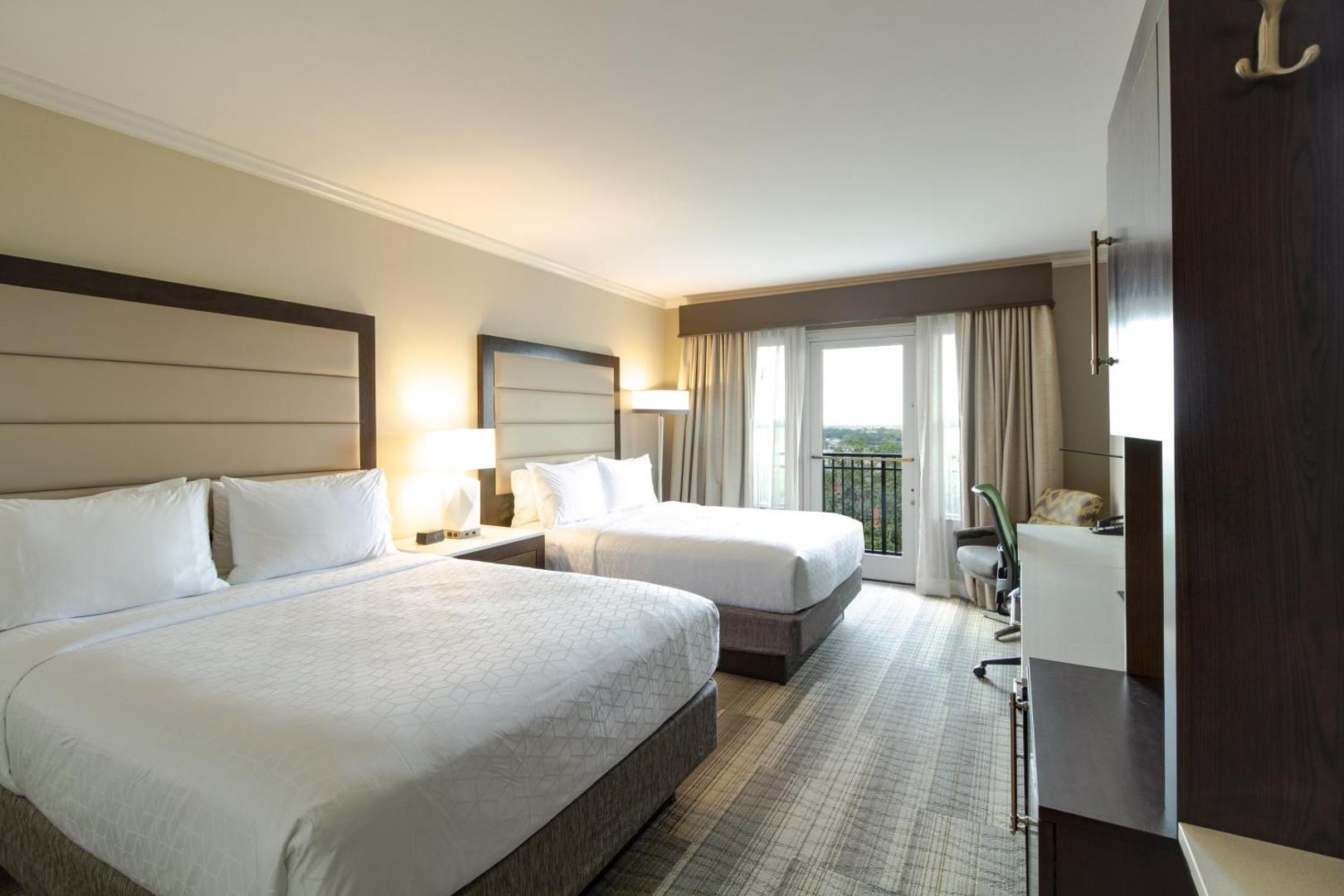 Holiday Inn Express Savannah-Historic District Holiday Inn Express Savannah-Historic District
