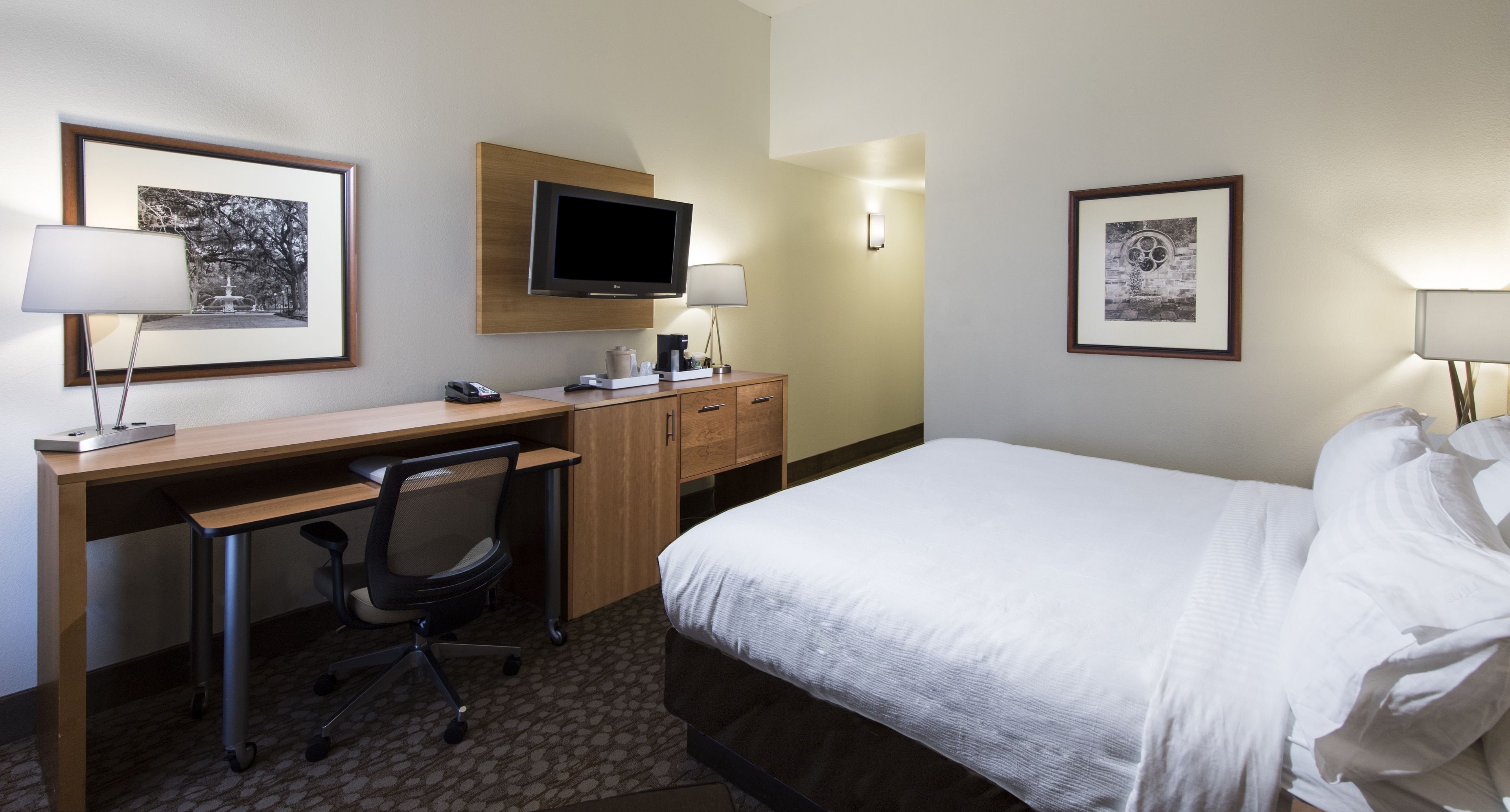 Holiday Inn Savannah Historic District Holiday Inn Savannah Historic District