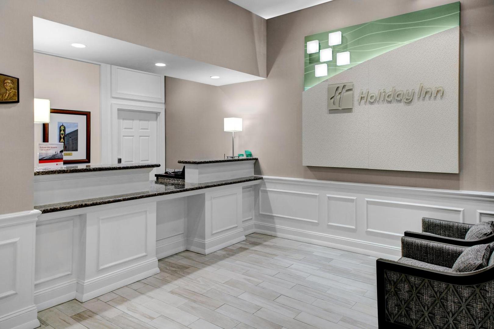 Holiday Inn Savannah Historic District Holiday Inn Savannah Historic District