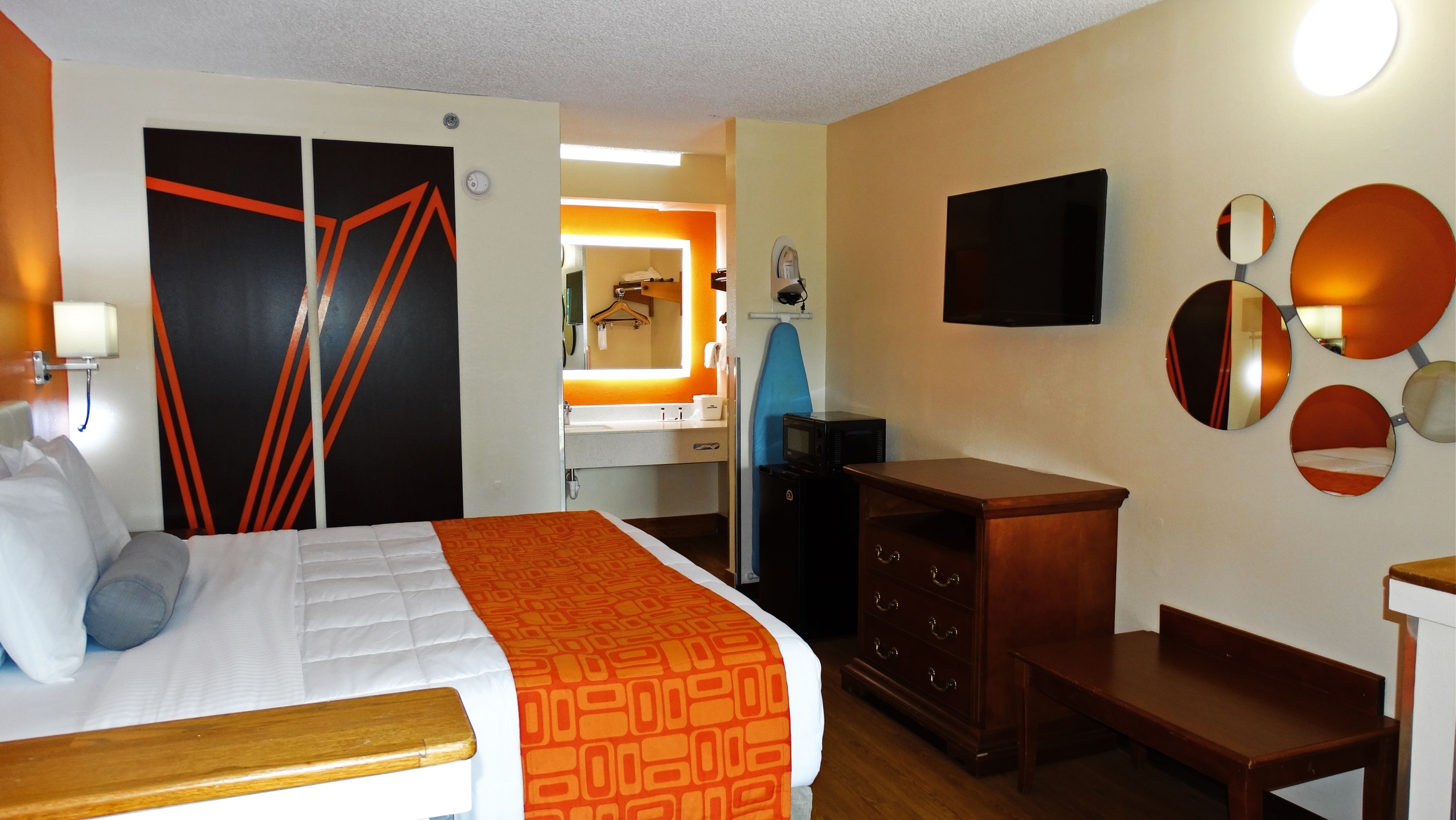 Howard Johnson by Wyndham Savannah GA Howard Johnson by Wyndham Savannah GA