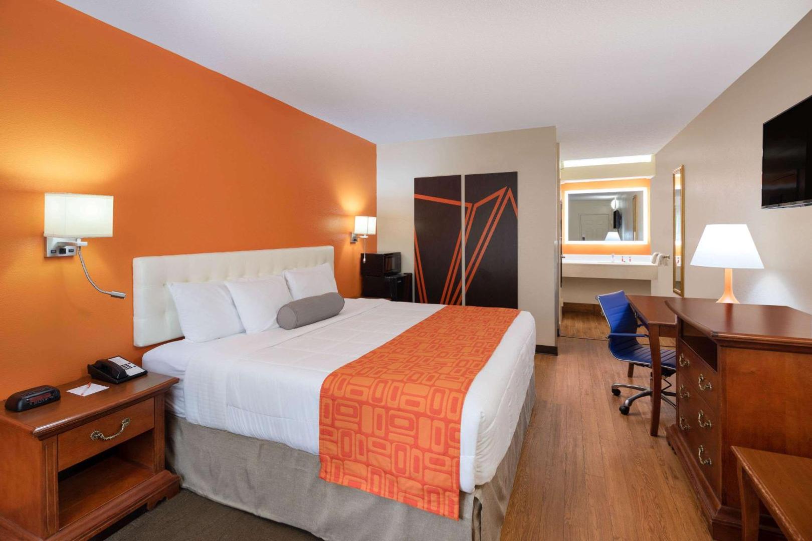 Howard Johnson by Wyndham Savannah GA Howard Johnson by Wyndham Savannah GA