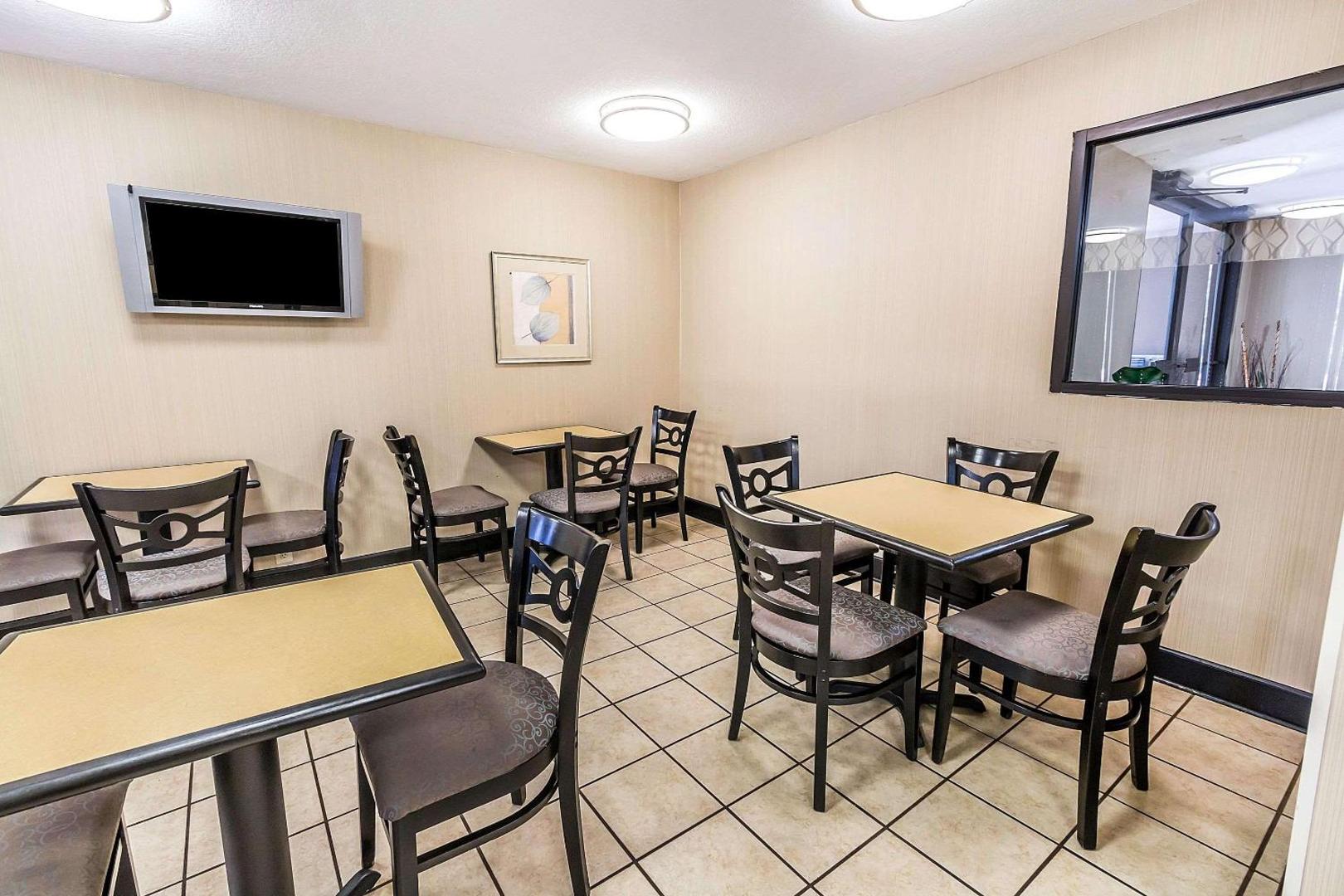 Quality Inn Savannah I-95 Quality Inn Savannah I-95