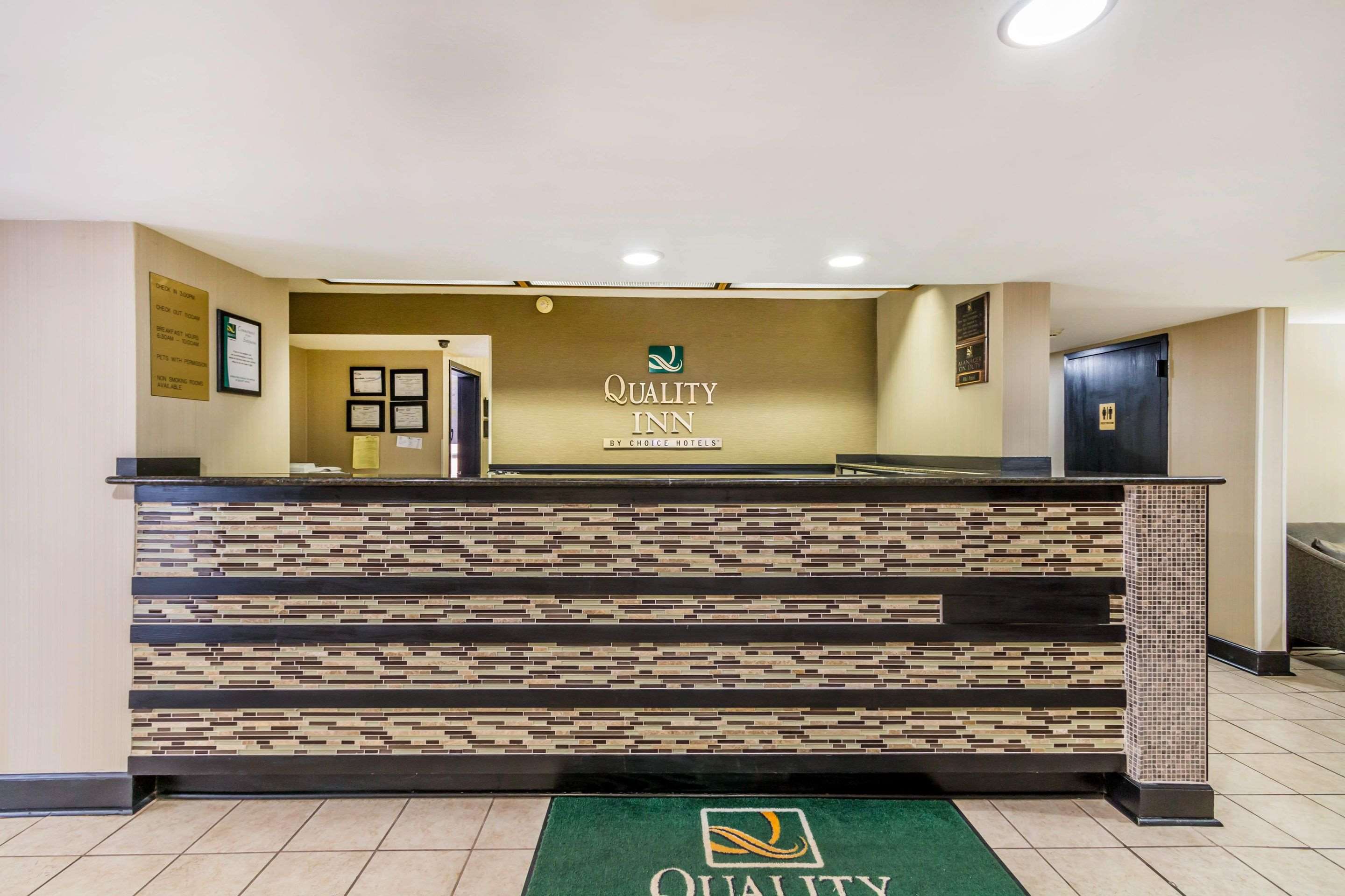 Quality Inn Savannah I-95 Quality Inn Savannah I-95