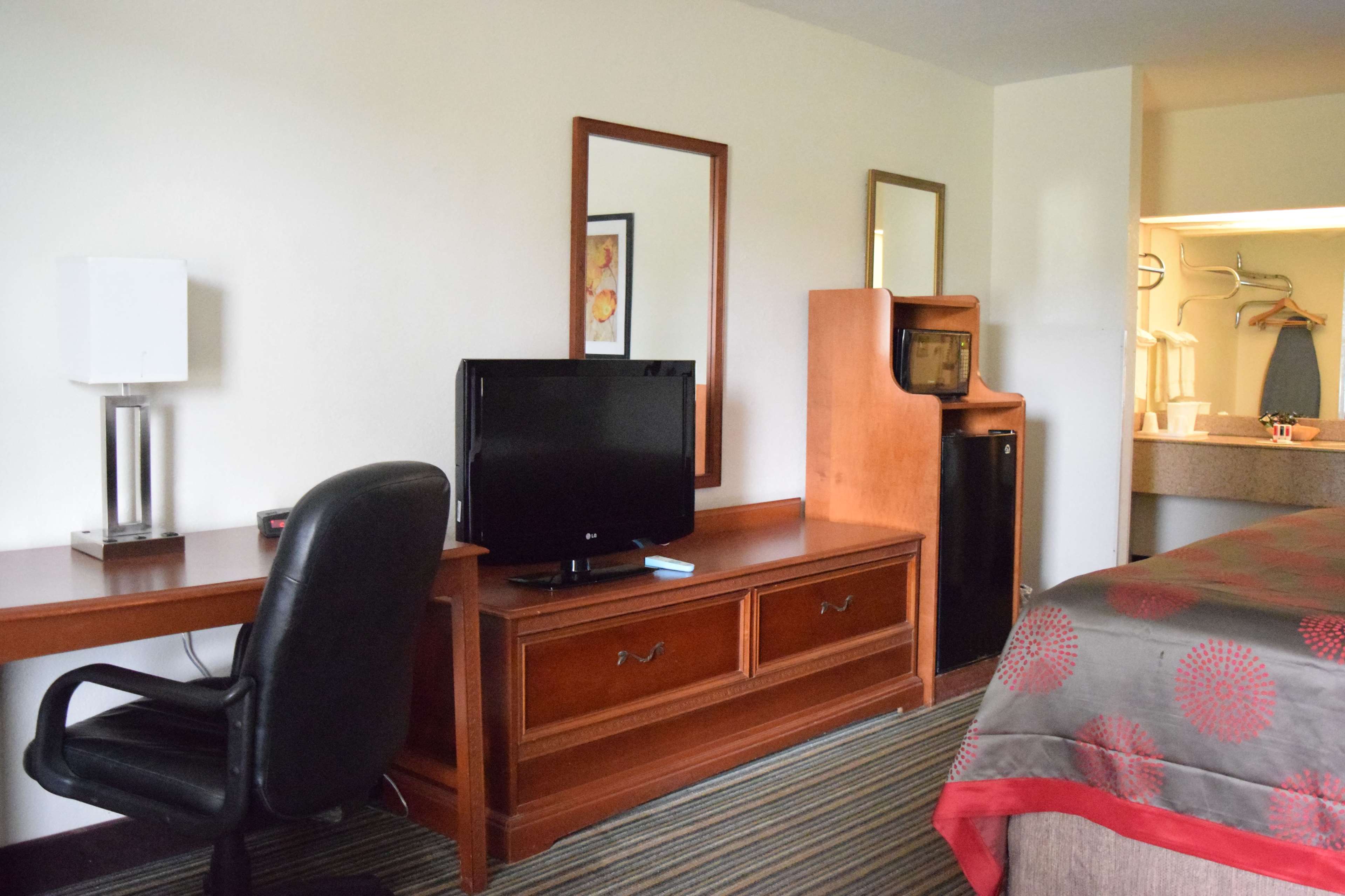 Ramada by Wyndham Savannah Gateway Ramada by Wyndham Savannah Gateway