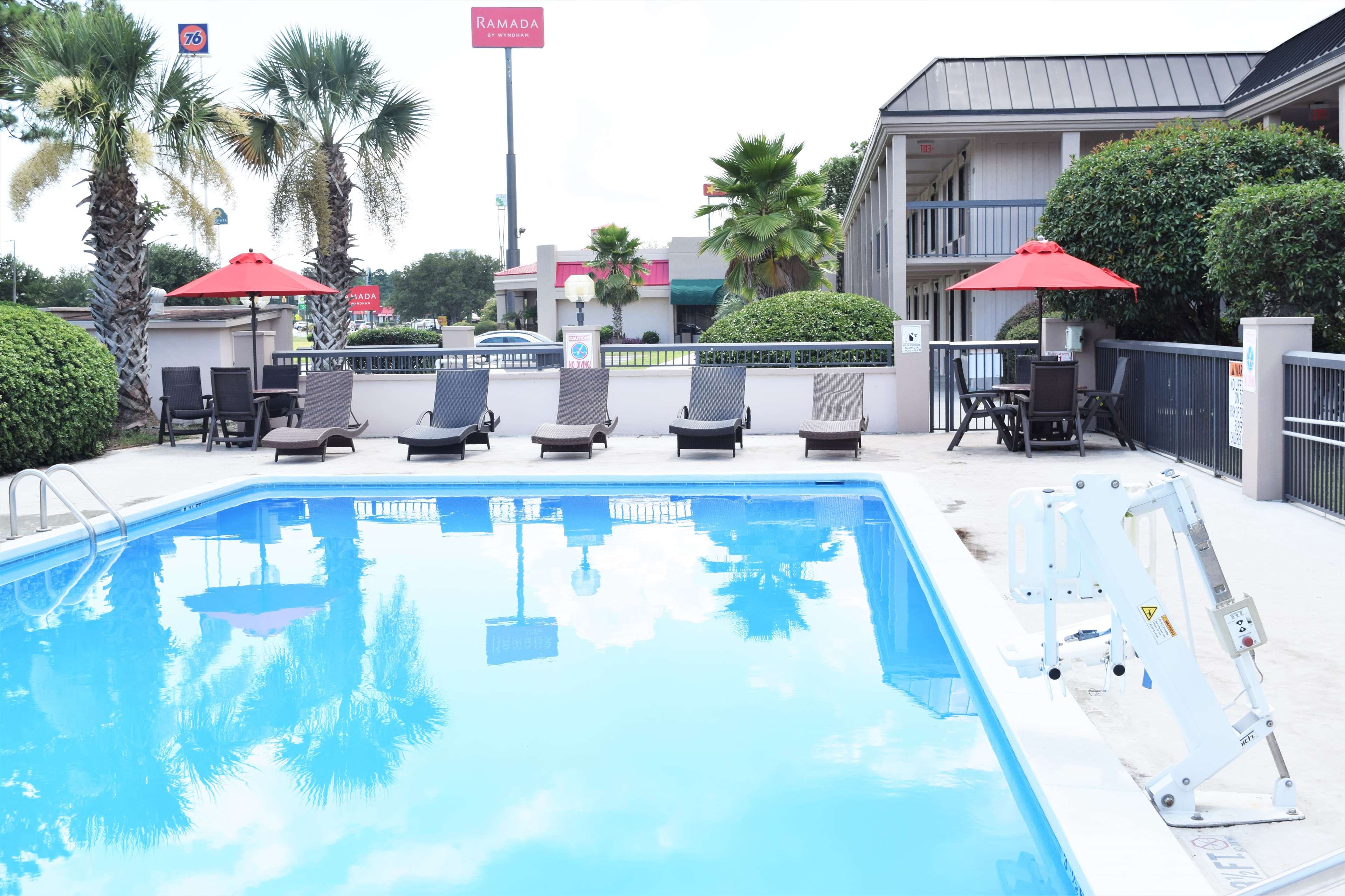 Ramada by Wyndham Savannah Gateway Ramada by Wyndham Savannah Gateway