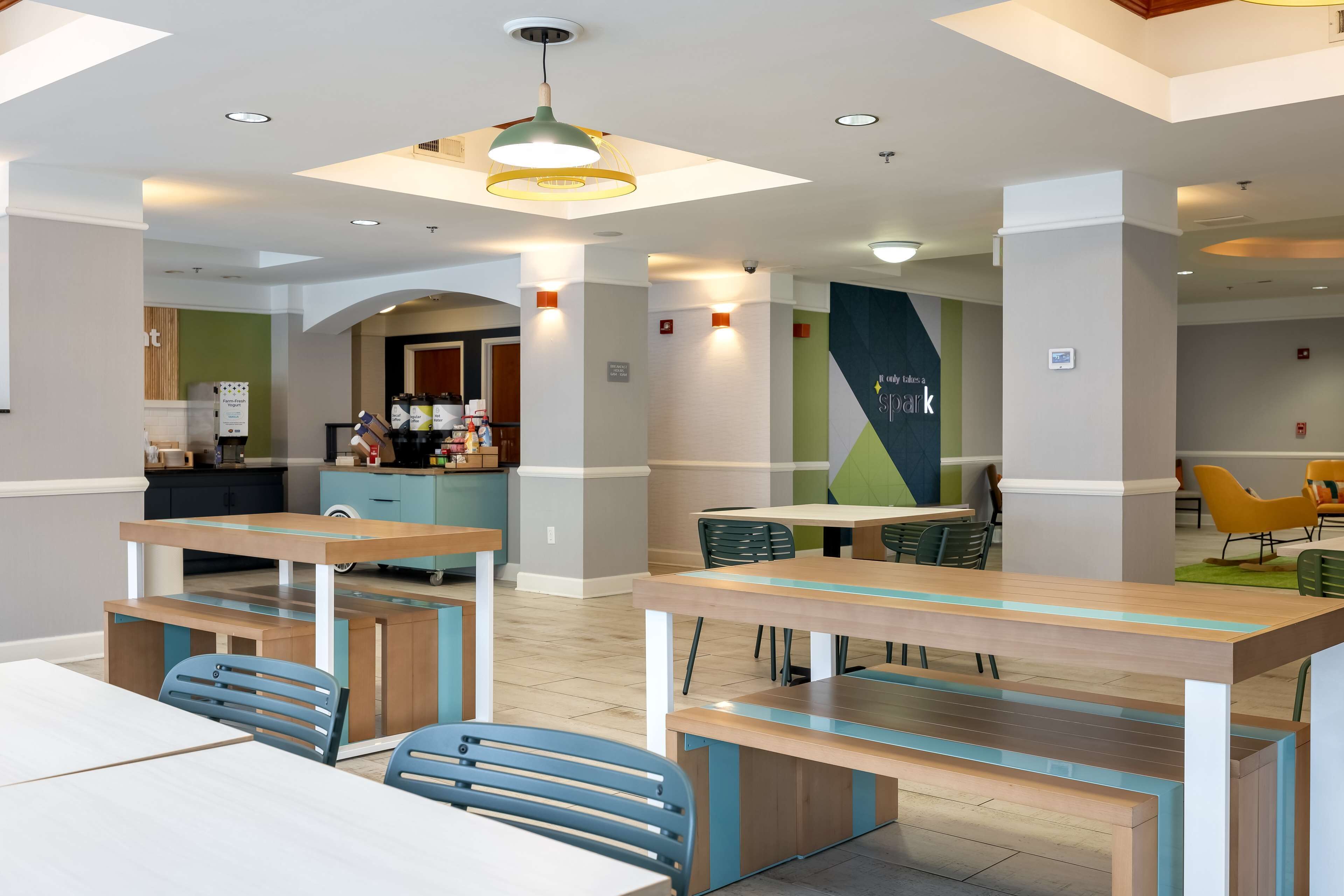 Spark by Hilton Savannah Airport Spark by Hilton Savannah Airport