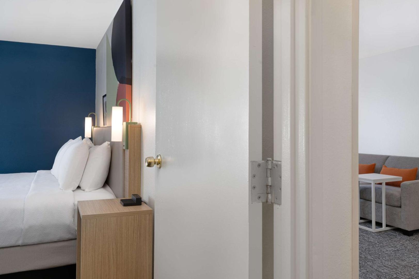 Spark by Hilton Savannah Midtown Spark by Hilton Savannah Midtown