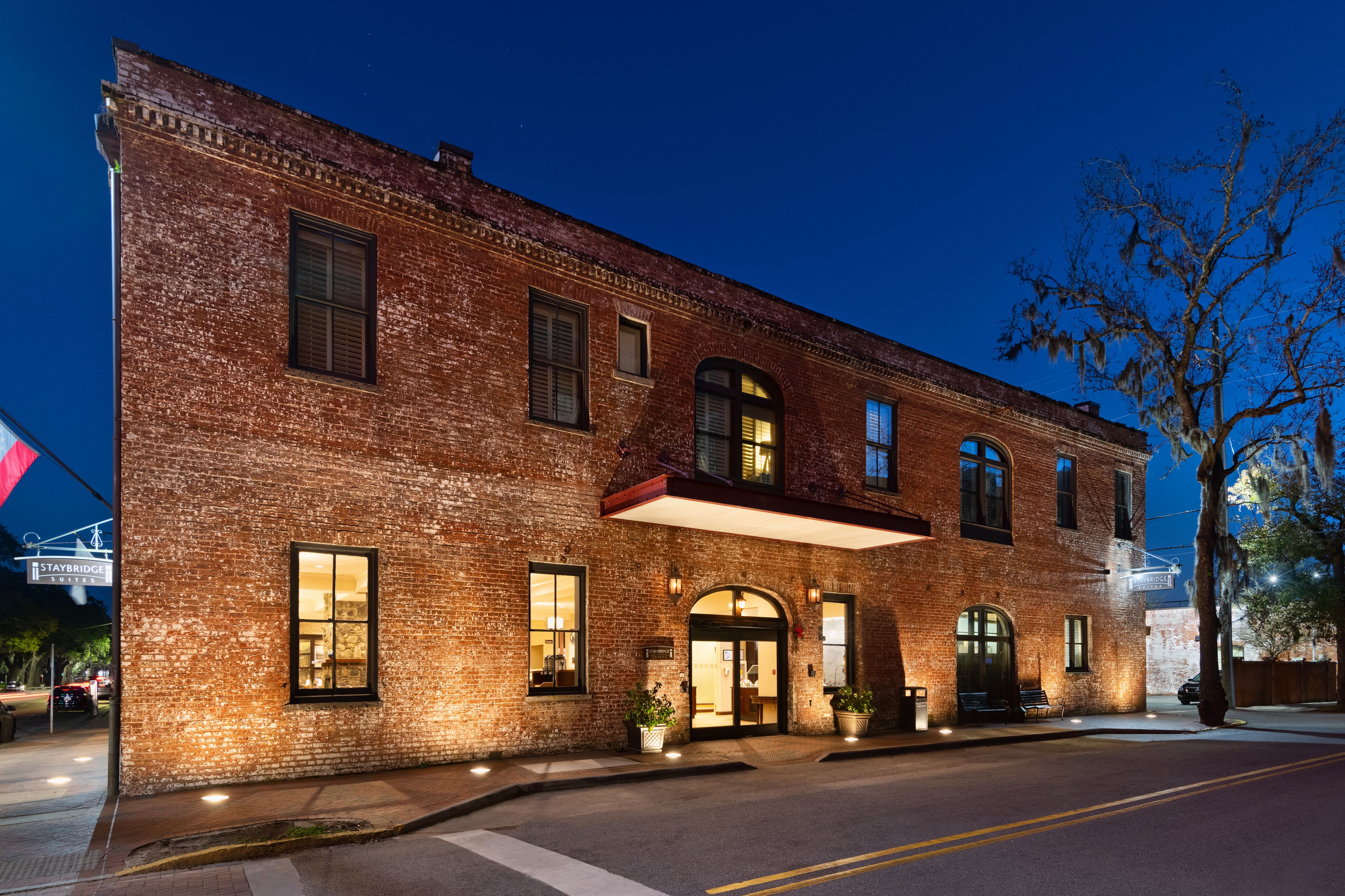 Staybridge Suites Savannah / Historic District Staybridge Suites Savannah / Historic District