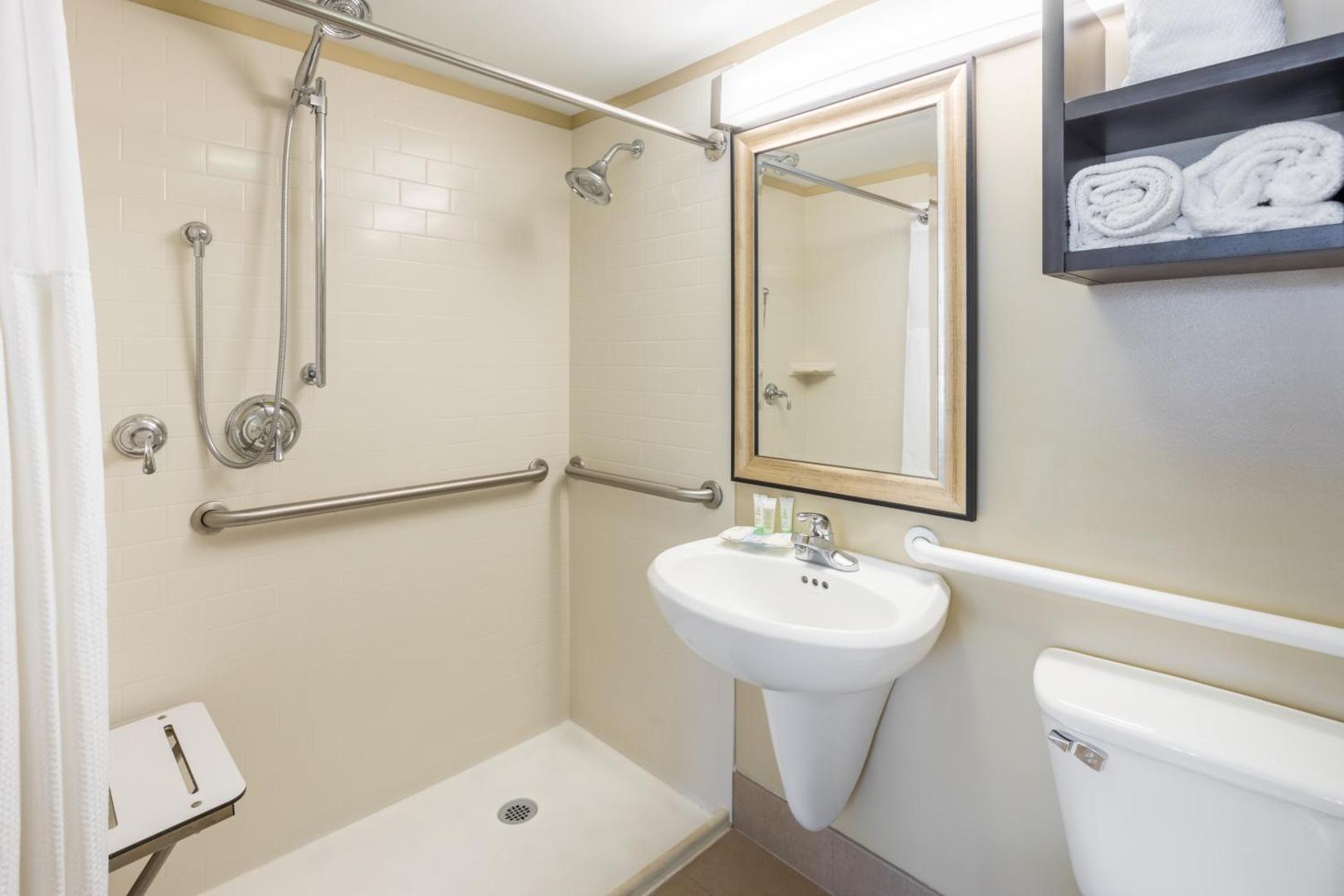 Staybridge Suites Savannah / Historic District Staybridge Suites Savannah / Historic District