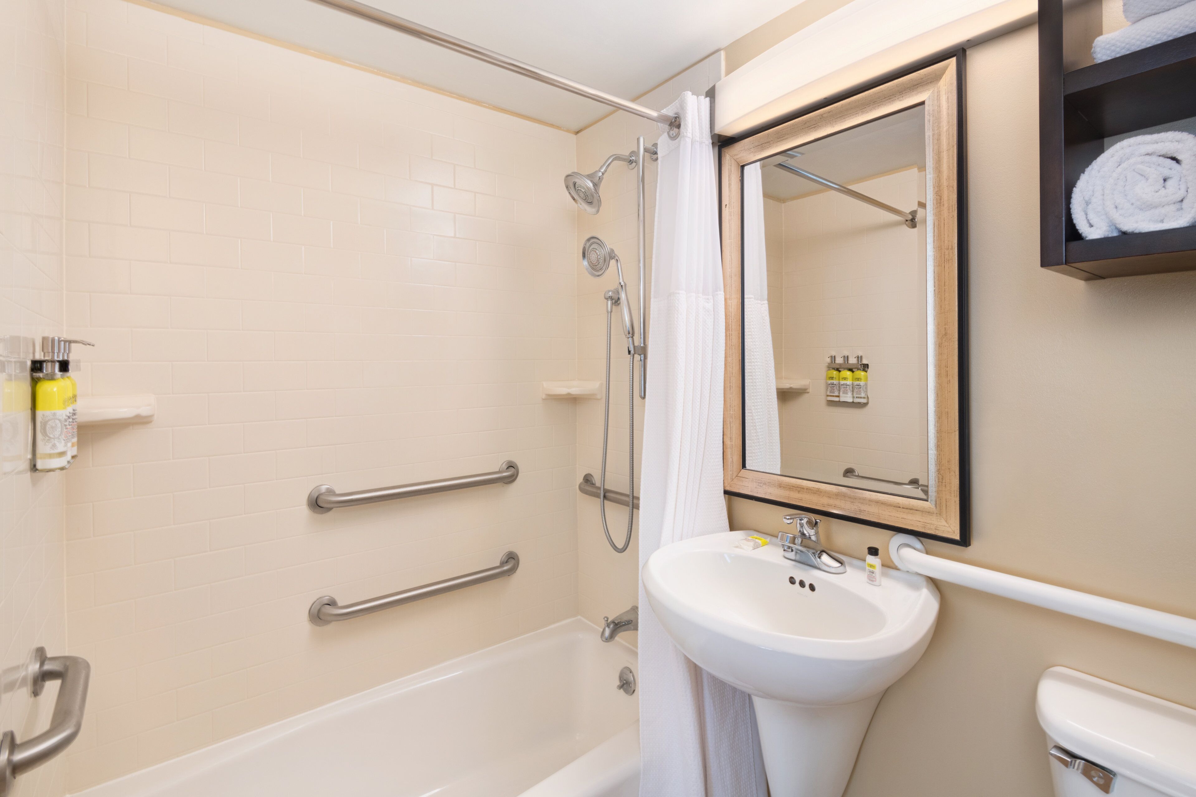 Staybridge Suites Savannah / Historic District Staybridge Suites Savannah / Historic District