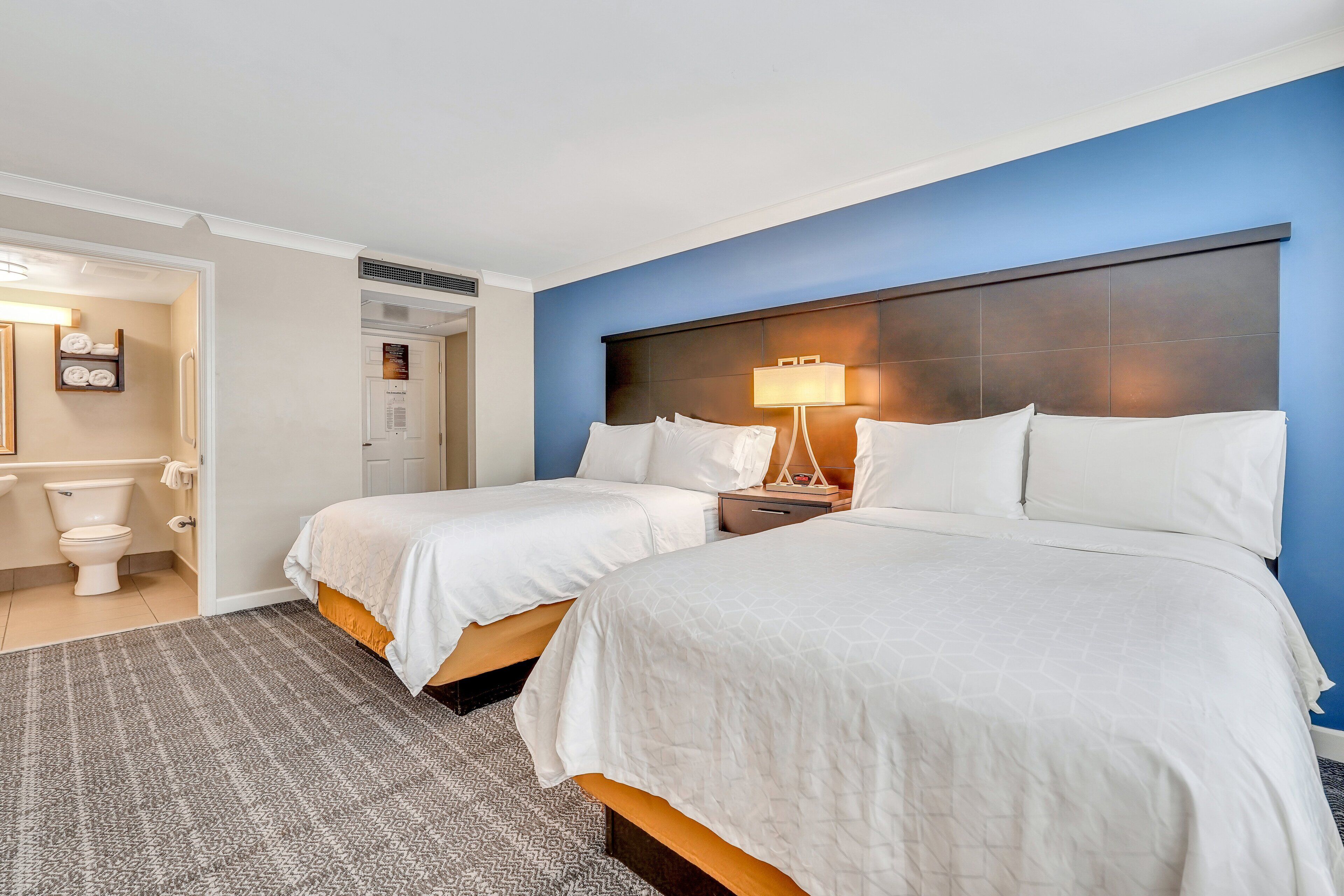 Staybridge Suites Savannah / Historic District Staybridge Suites Savannah / Historic District