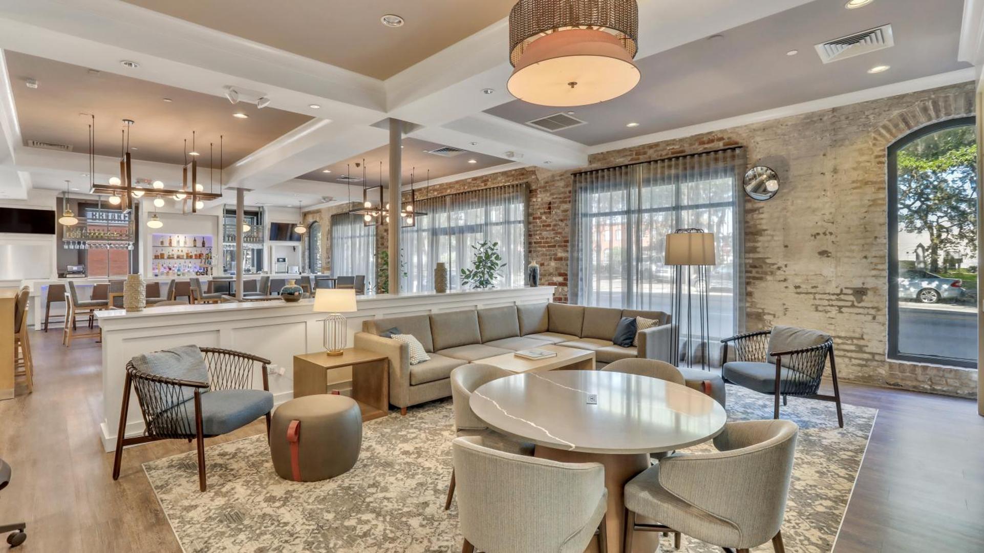 Staybridge Suites Savannah / Historic District Staybridge Suites Savannah / Historic District