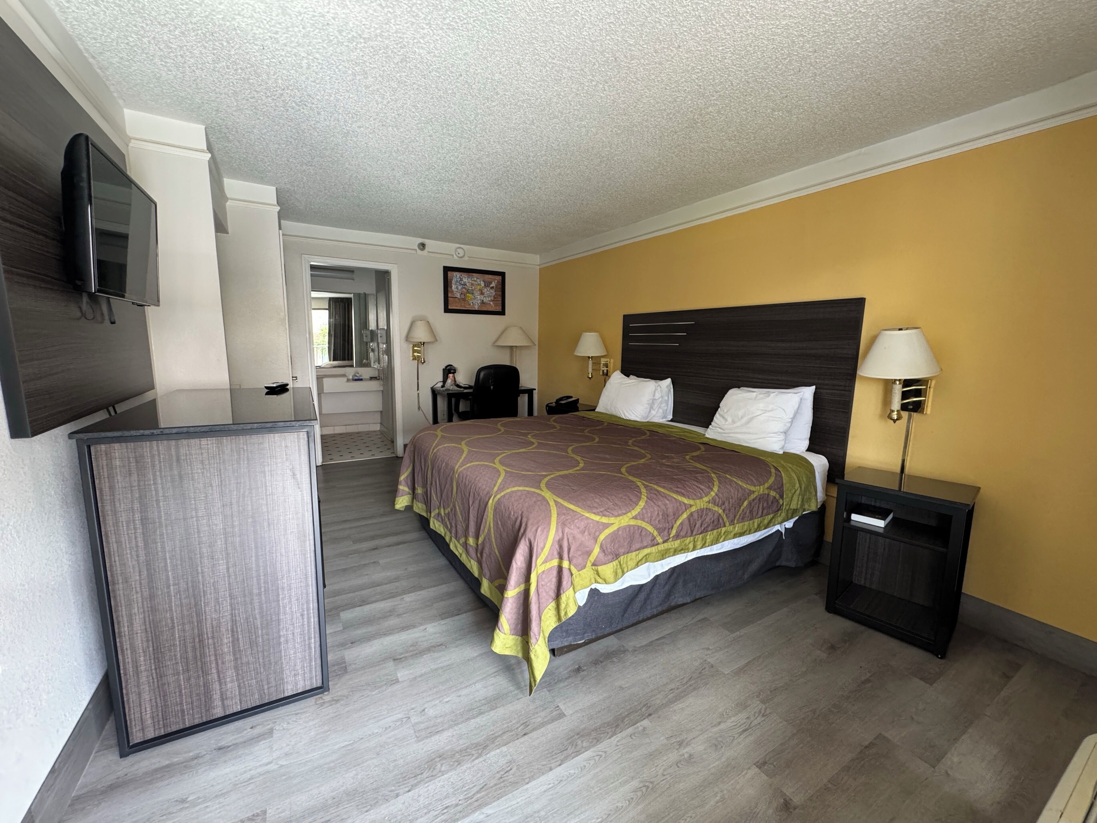 Super 8 by Wyndham Savannah