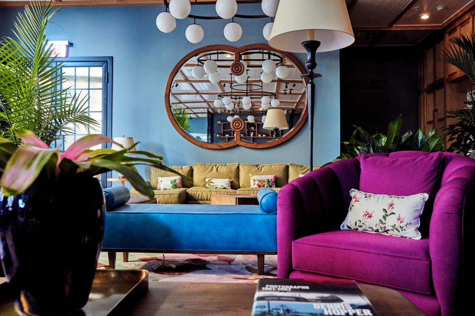 The Drayton Hotel Savannah, Curio Collection by Hilton The Drayton Hotel Savannah, Curio Collection by Hilton
