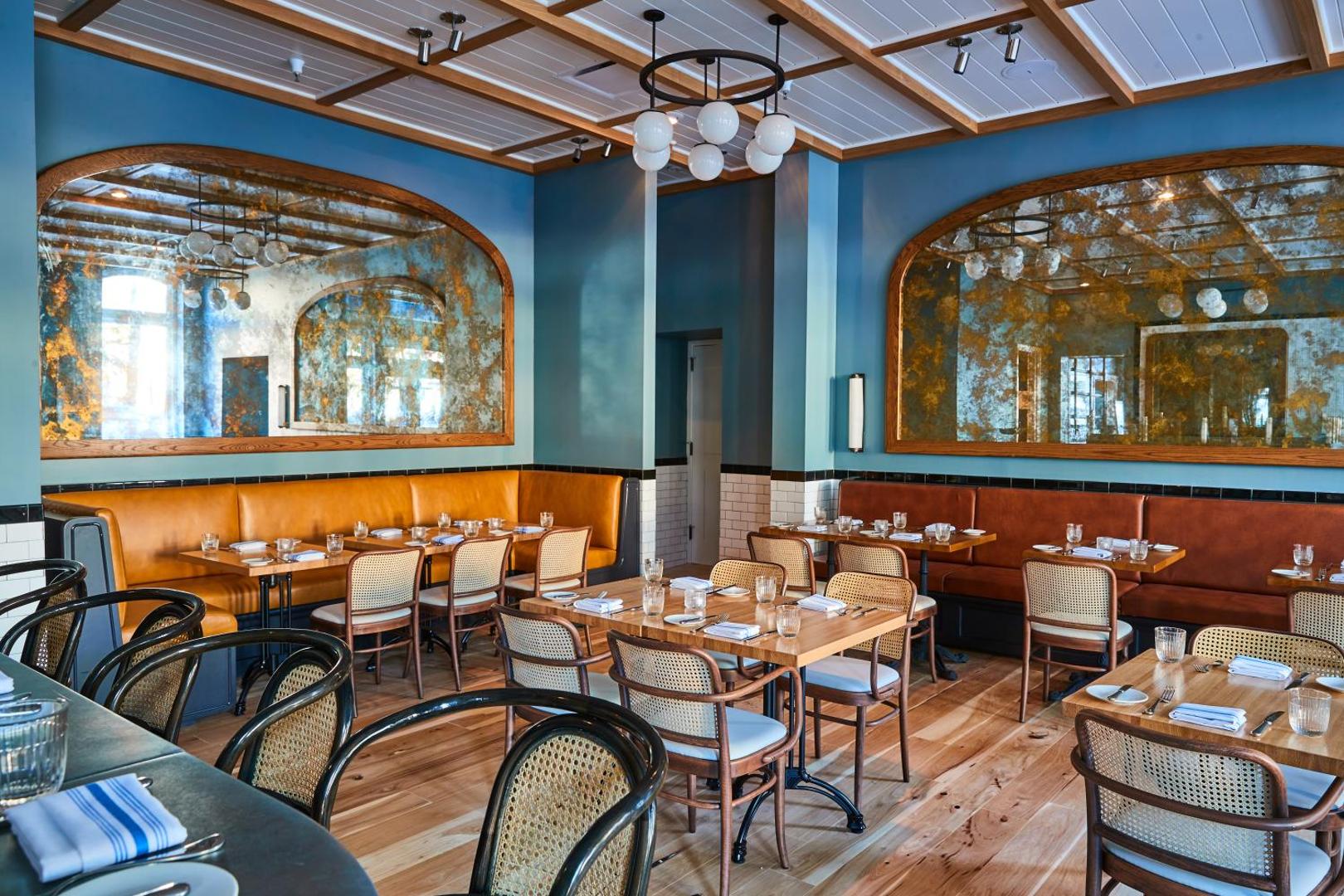The Drayton Hotel Savannah, Curio Collection by Hilton The Drayton Hotel Savannah, Curio Collection by Hilton