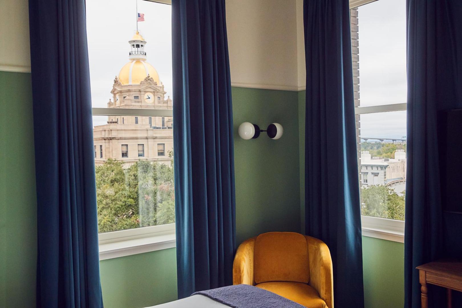 The Drayton Hotel Savannah, Curio Collection by Hilton The Drayton Hotel Savannah, Curio Collection by Hilton