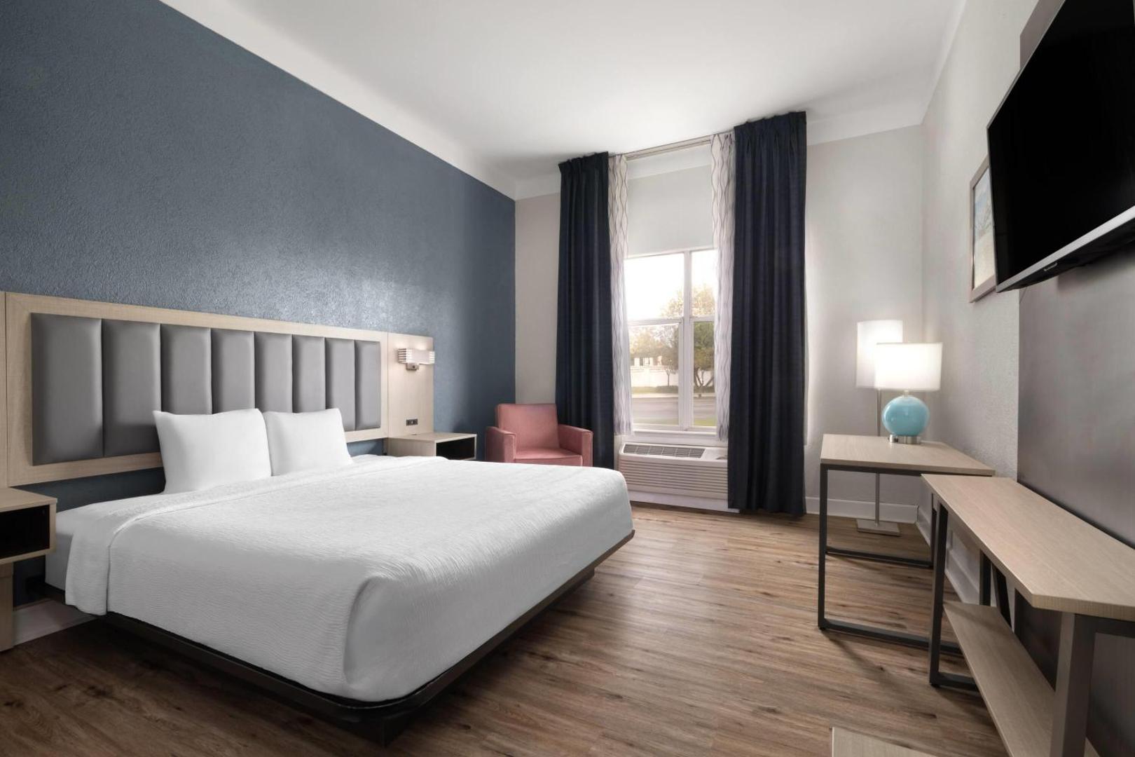 Wingate by Wyndham Savannah Gateway Wingate by Wyndham Savannah Gateway