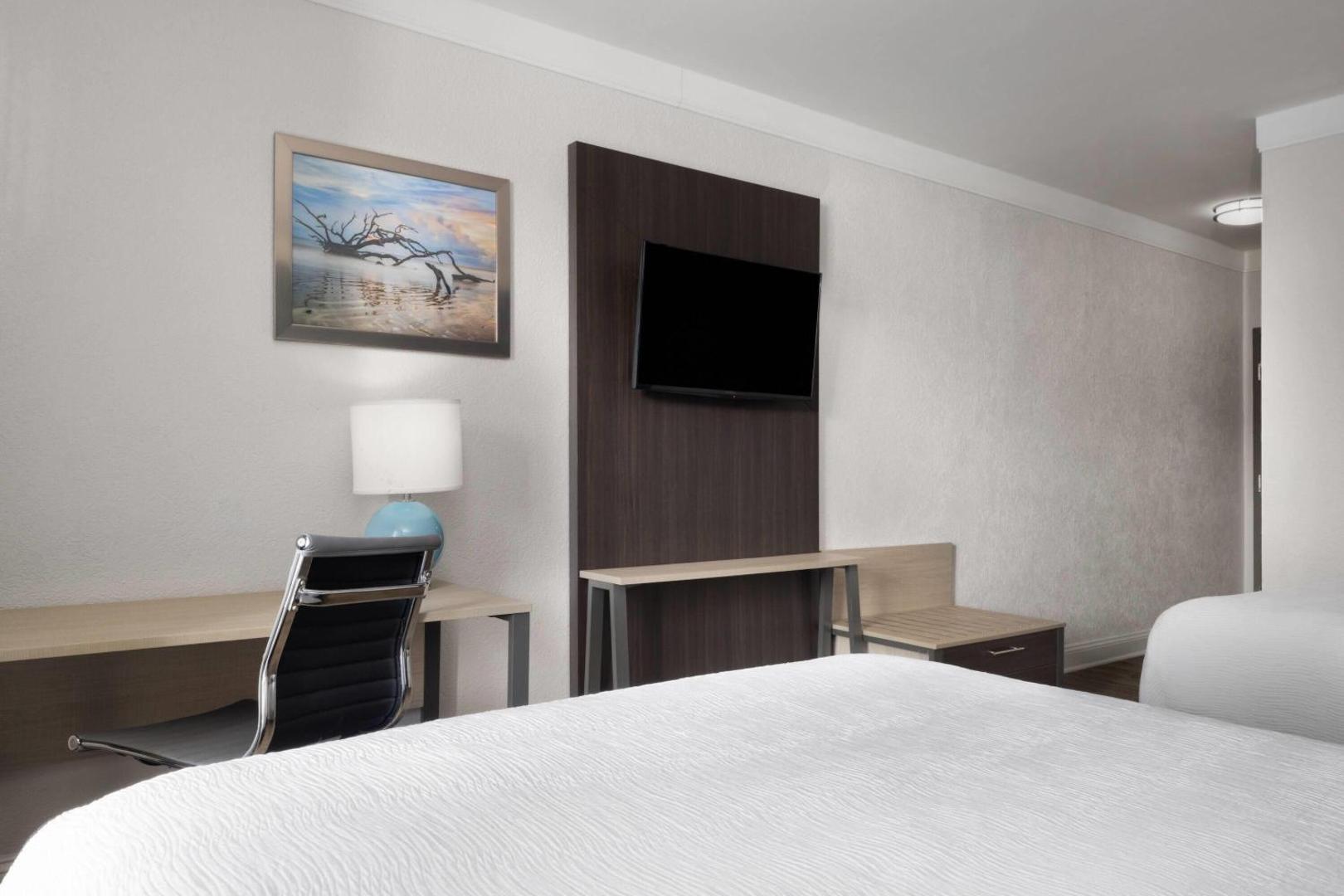 Wingate by Wyndham Savannah Gateway Wingate by Wyndham Savannah Gateway