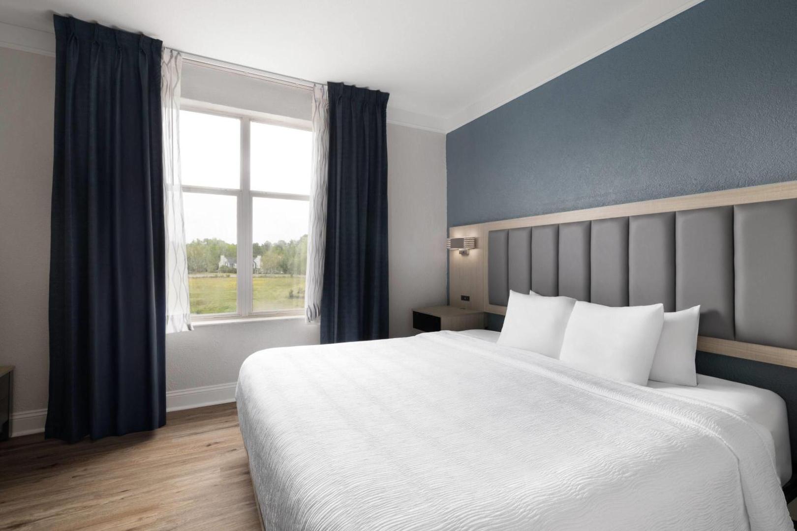 Wingate by Wyndham Savannah Gateway Wingate by Wyndham Savannah Gateway