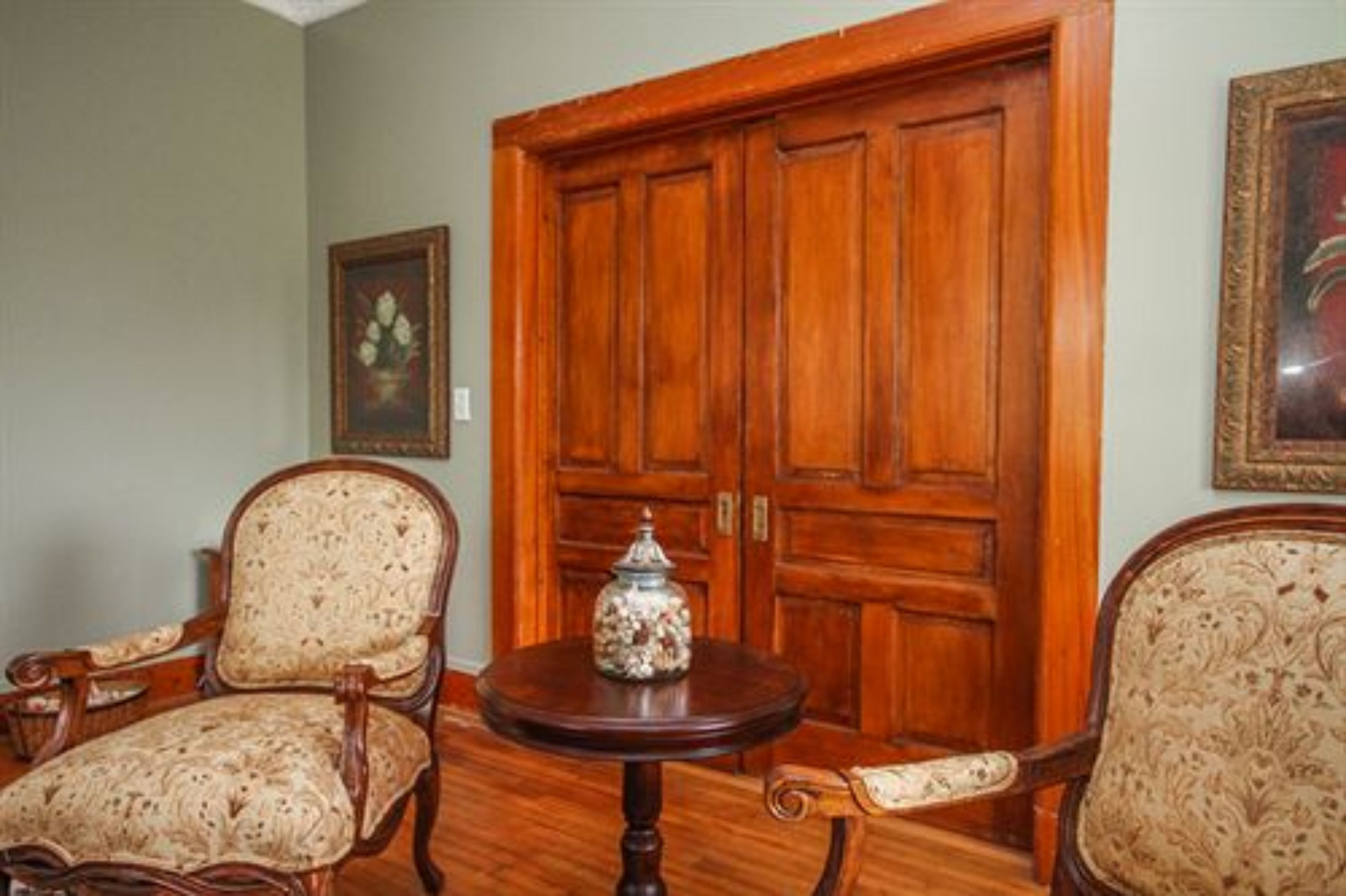 Surf Song Bed & Breakfast