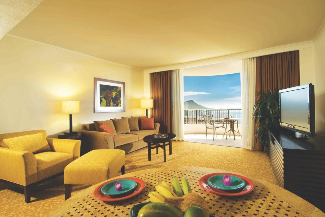Hilton Grand Vacations Suites at Hilton Hawaiian Village Hilton Grand Vacations Suites at Hilton Hawaiian Village
