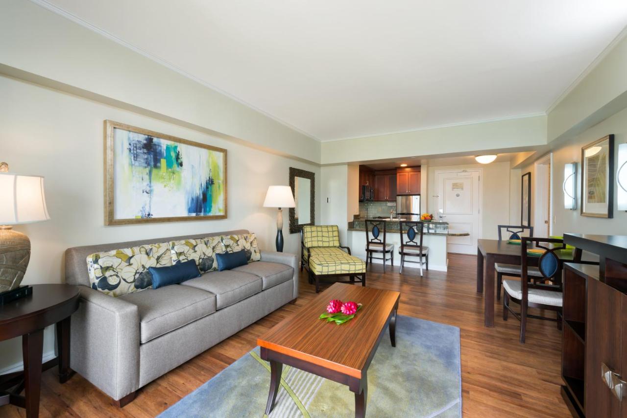 Hilton Grand Vacations Suites at Hilton Hawaiian Village Hilton Grand Vacations Suites at Hilton Hawaiian Village