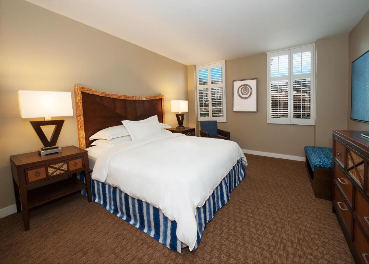 Hilton Grand Vacations Suites at Hilton Hawaiian Village Hilton Grand Vacations Suites at Hilton Hawaiian Village