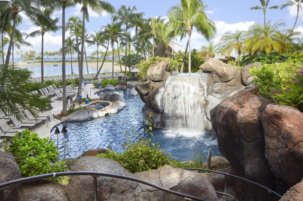 Hilton Grand Vacations Suites at Hilton Hawaiian Village Hilton Grand Vacations Suites at Hilton Hawaiian Village