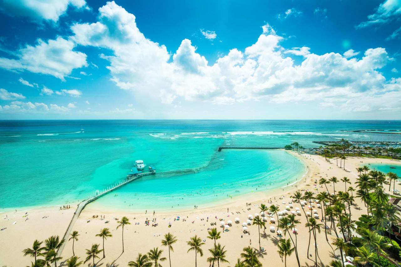 Hilton Grand Vacations Suites at Hilton Hawaiian Village Hilton Grand Vacations Suites at Hilton Hawaiian Village
