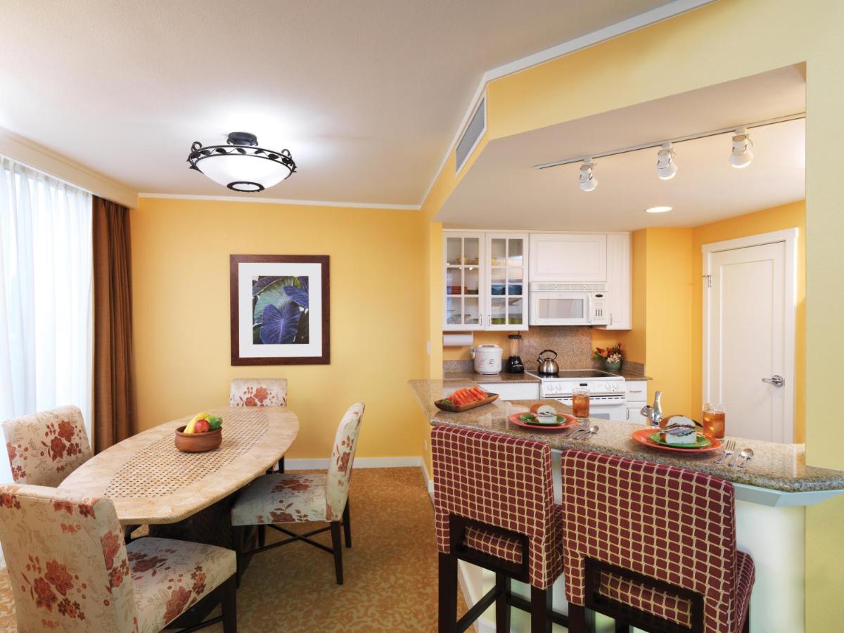 Hilton Grand Vacations Suites at Hilton Hawaiian Village Hilton Grand Vacations Suites at Hilton Hawaiian Village