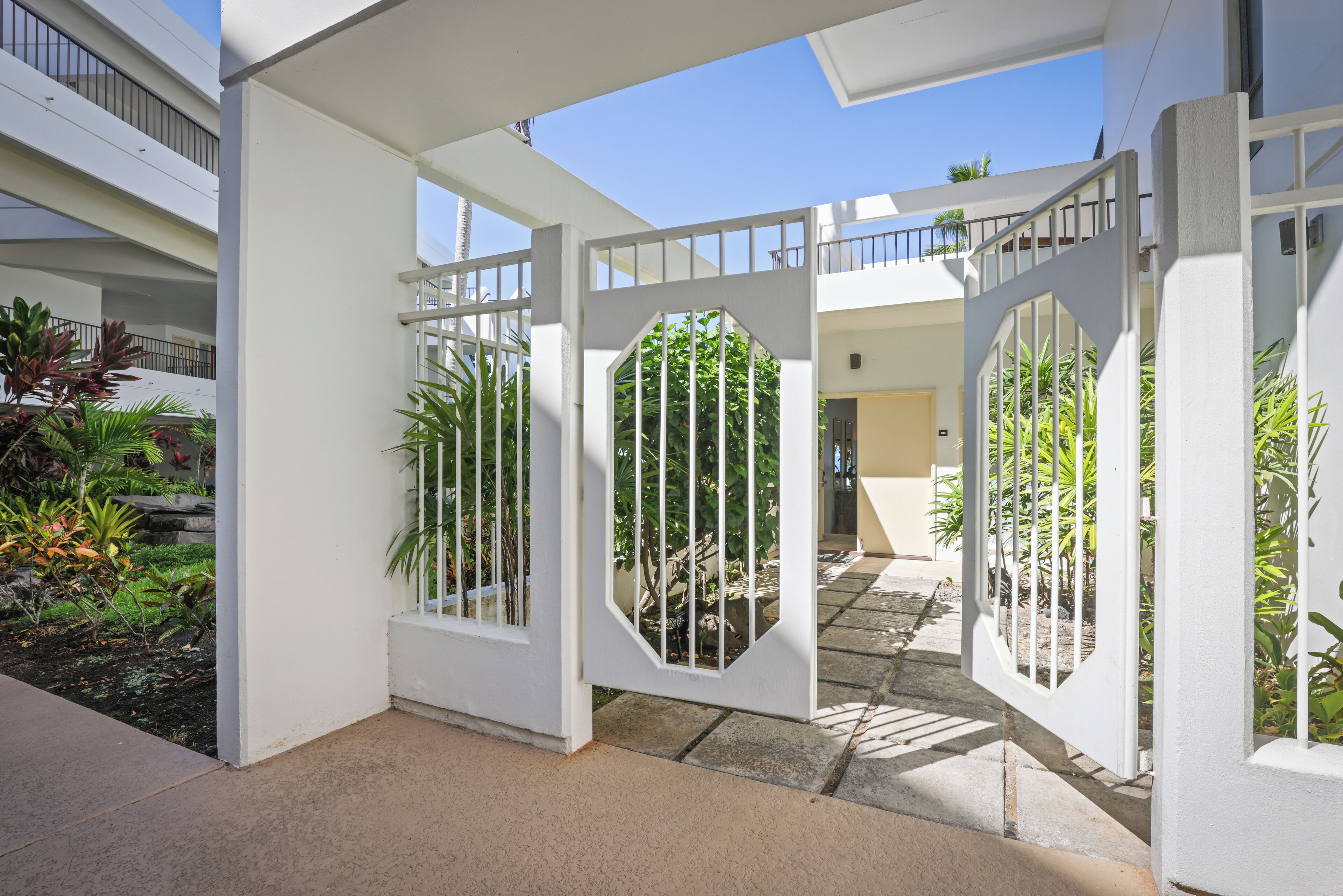 Royal Sea Cliff Kona by Outrigger Royal Sea Cliff Kona by Outrigger