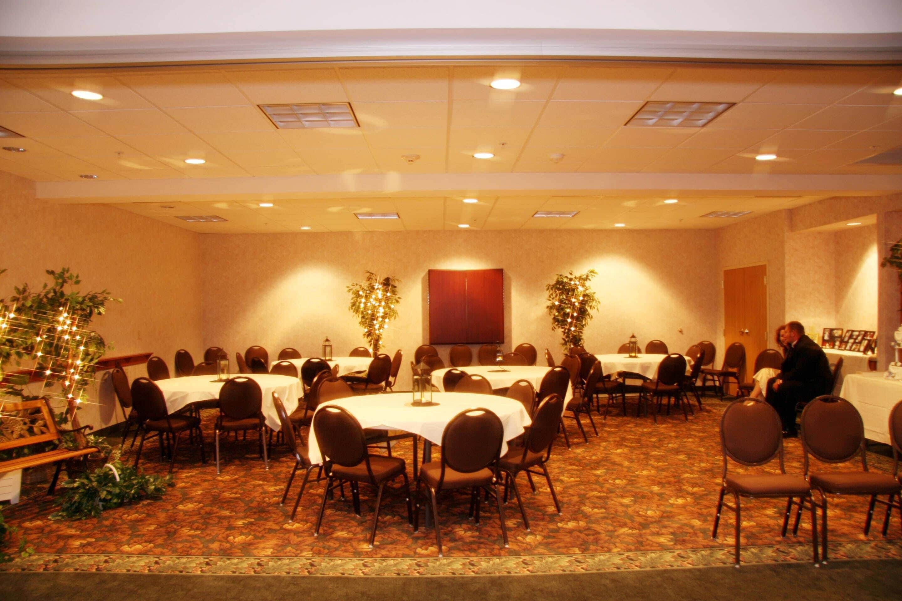 Country Inn & Suites by Radisson, Idaho Falls at the Mall Country Inn & Suites by Radisson, Idaho Falls at the Mall
