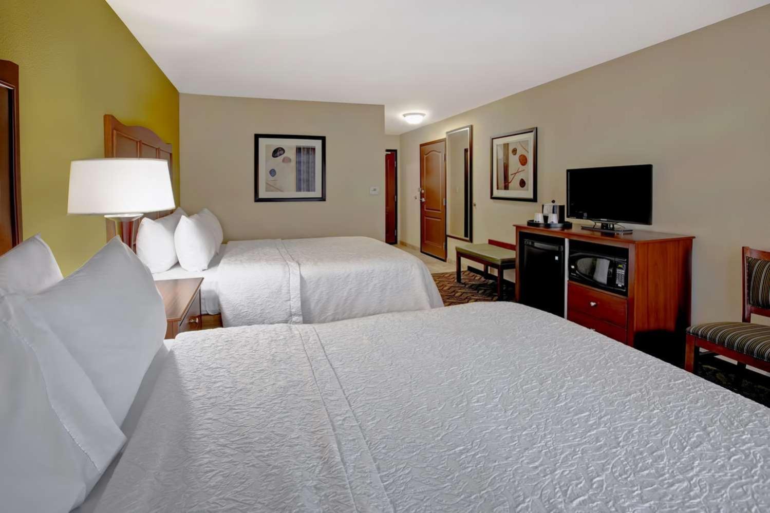 Hampton Inn DeKalb Hampton Inn DeKalb